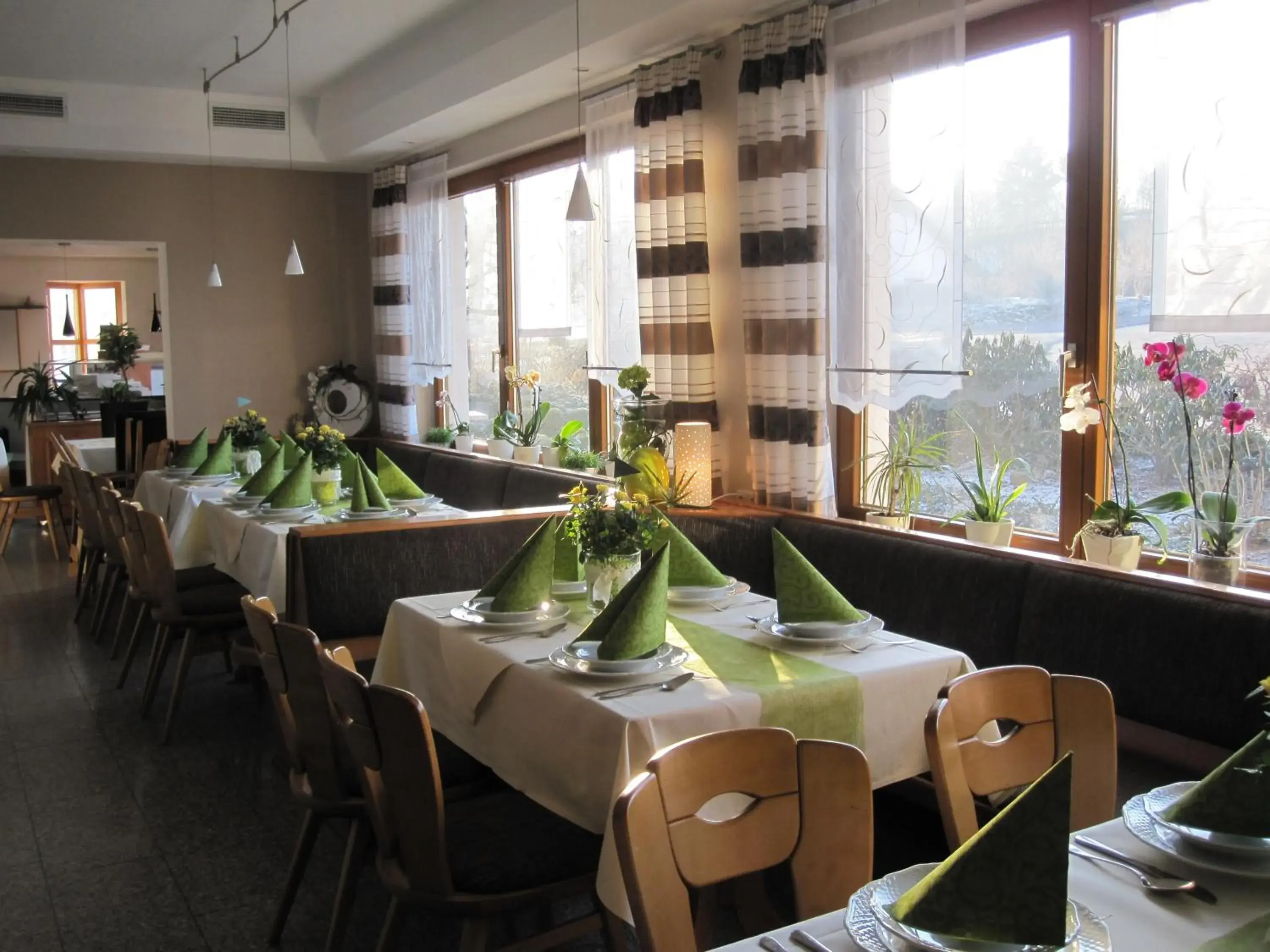 Restaurant/places to eat in Rhön-Hotel Sonnenhof - Restaurant/places to eat in Rhön-Hotel Sonnenhof -