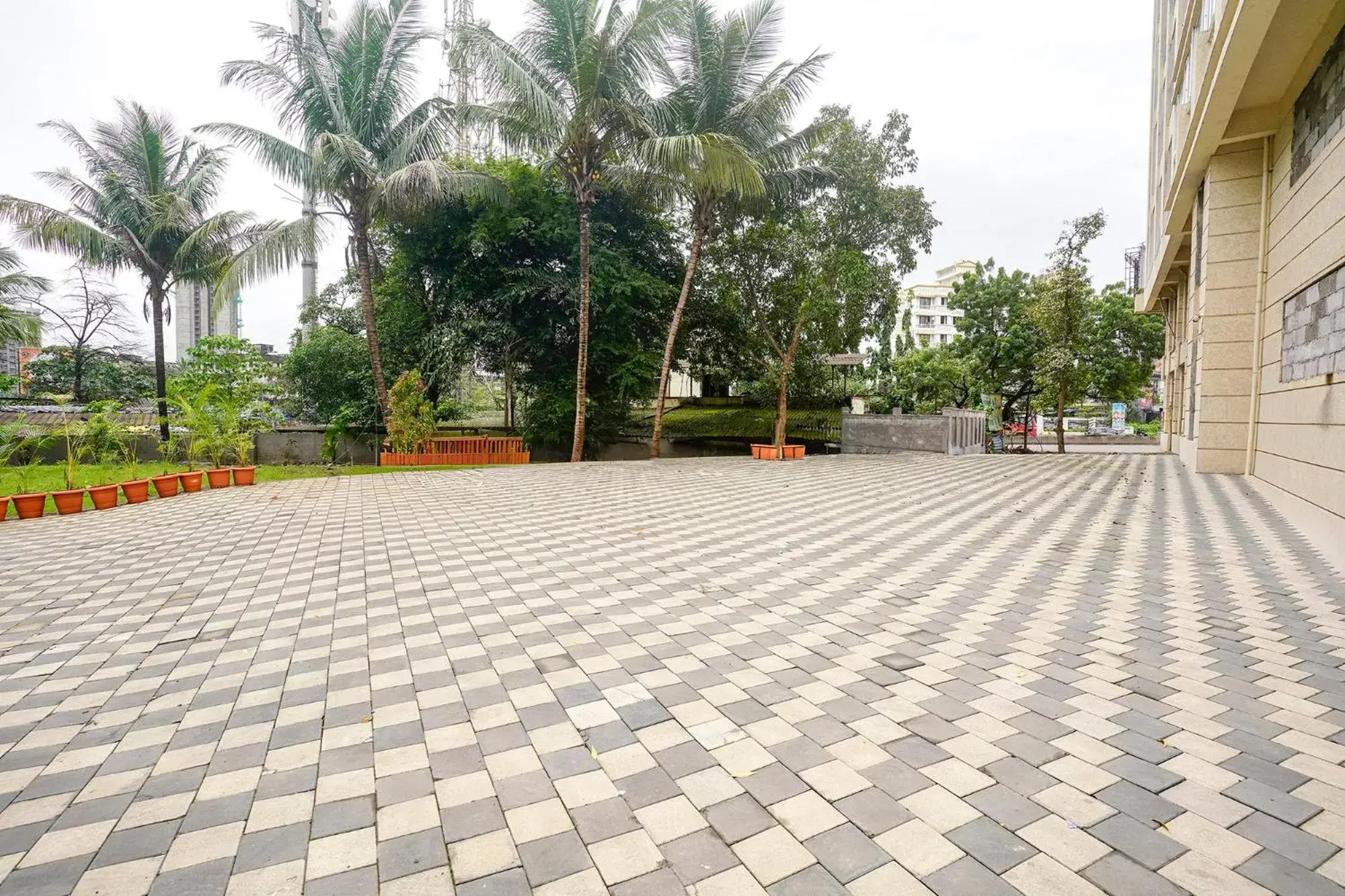 Facade/entrance in FabHotel Prime Shubham Comforts Facade/entrance in FabHotel Prime Shubham Comforts