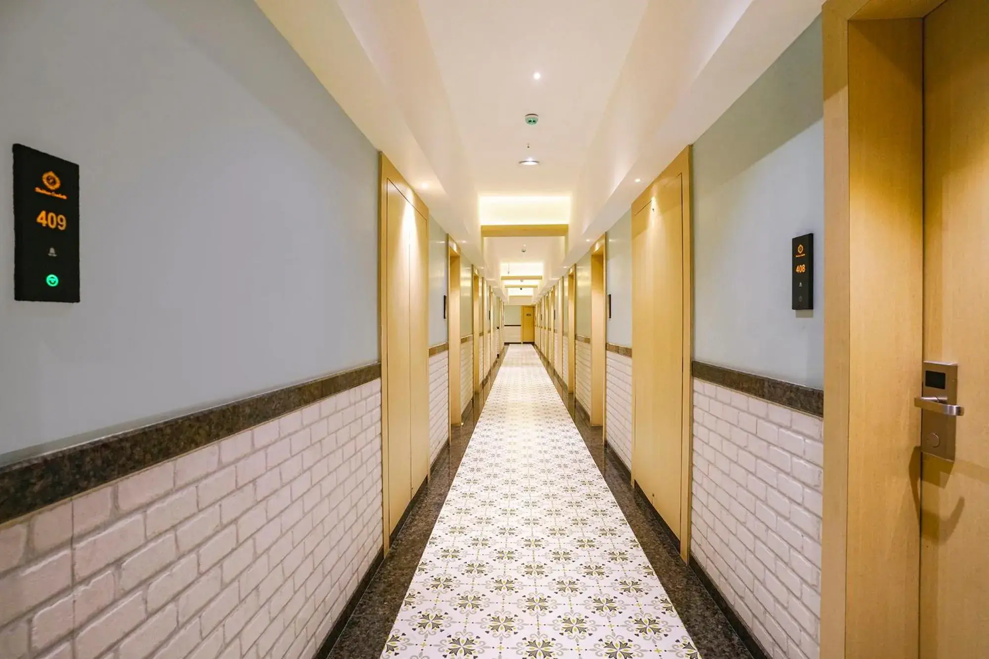 Lobby or reception in FabHotel Prime Shubham Comforts Lobby or reception in FabHotel Prime Shubham Comforts