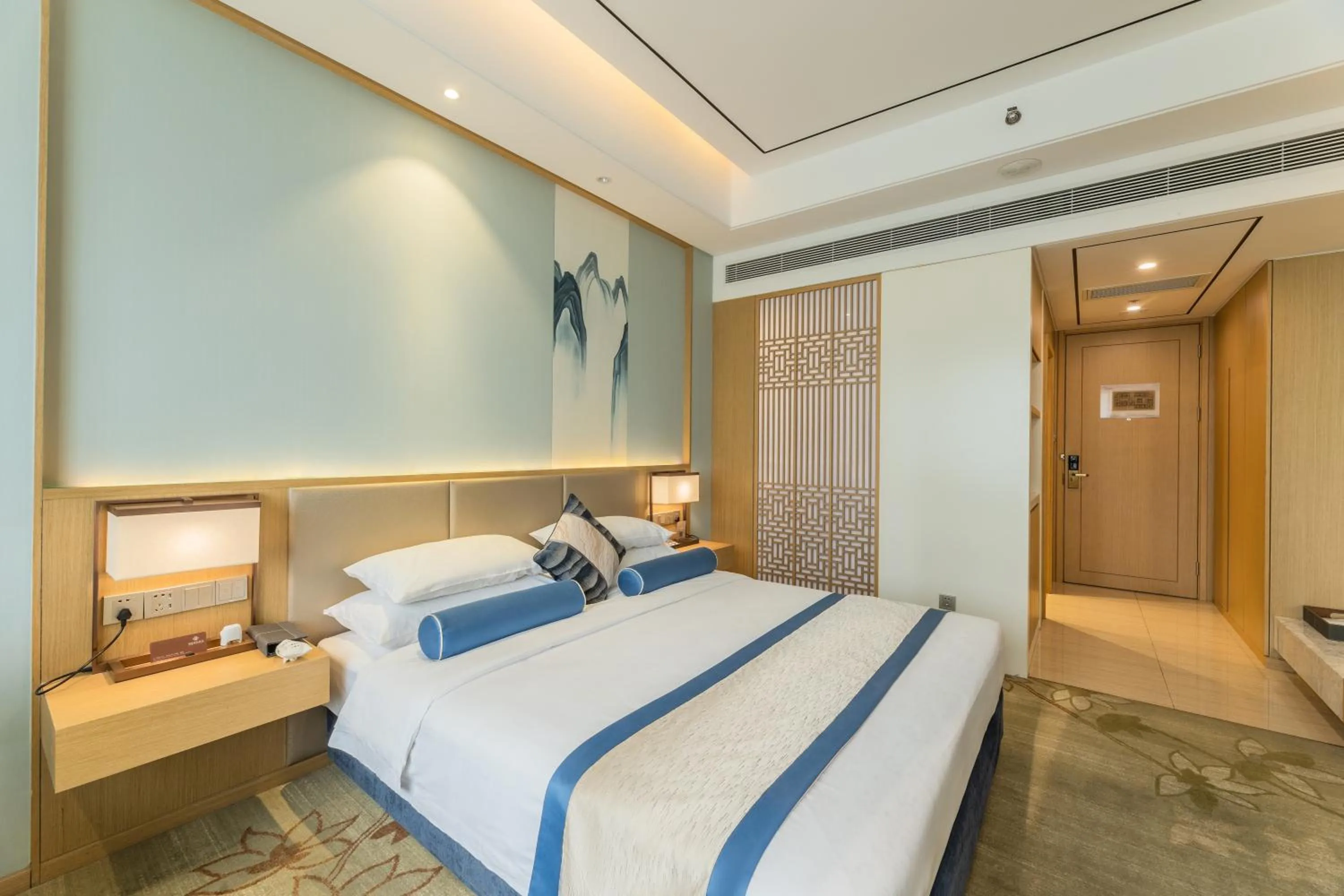 Bed in Century Runhua Hotel