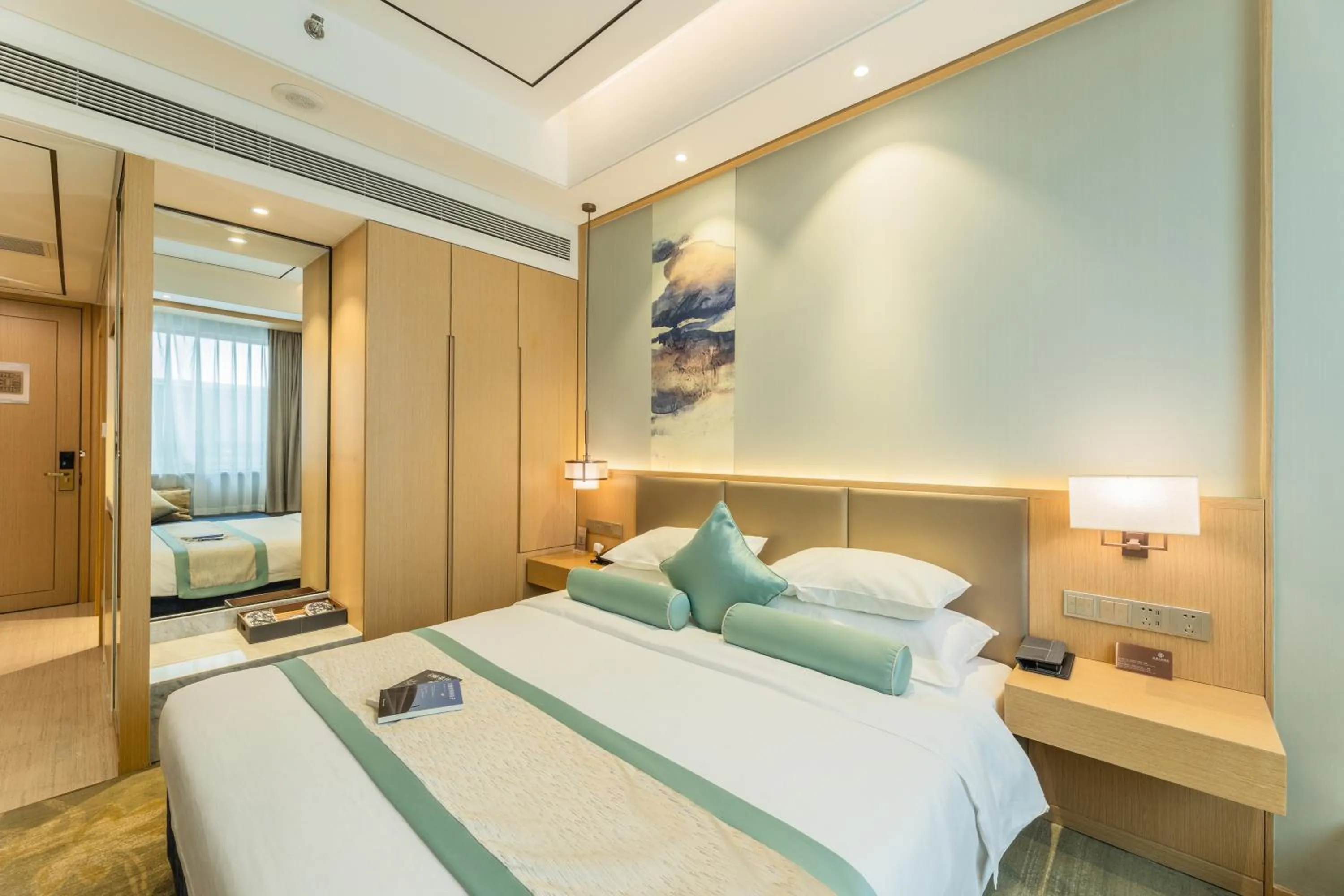 Bed in Century Runhua Hotel