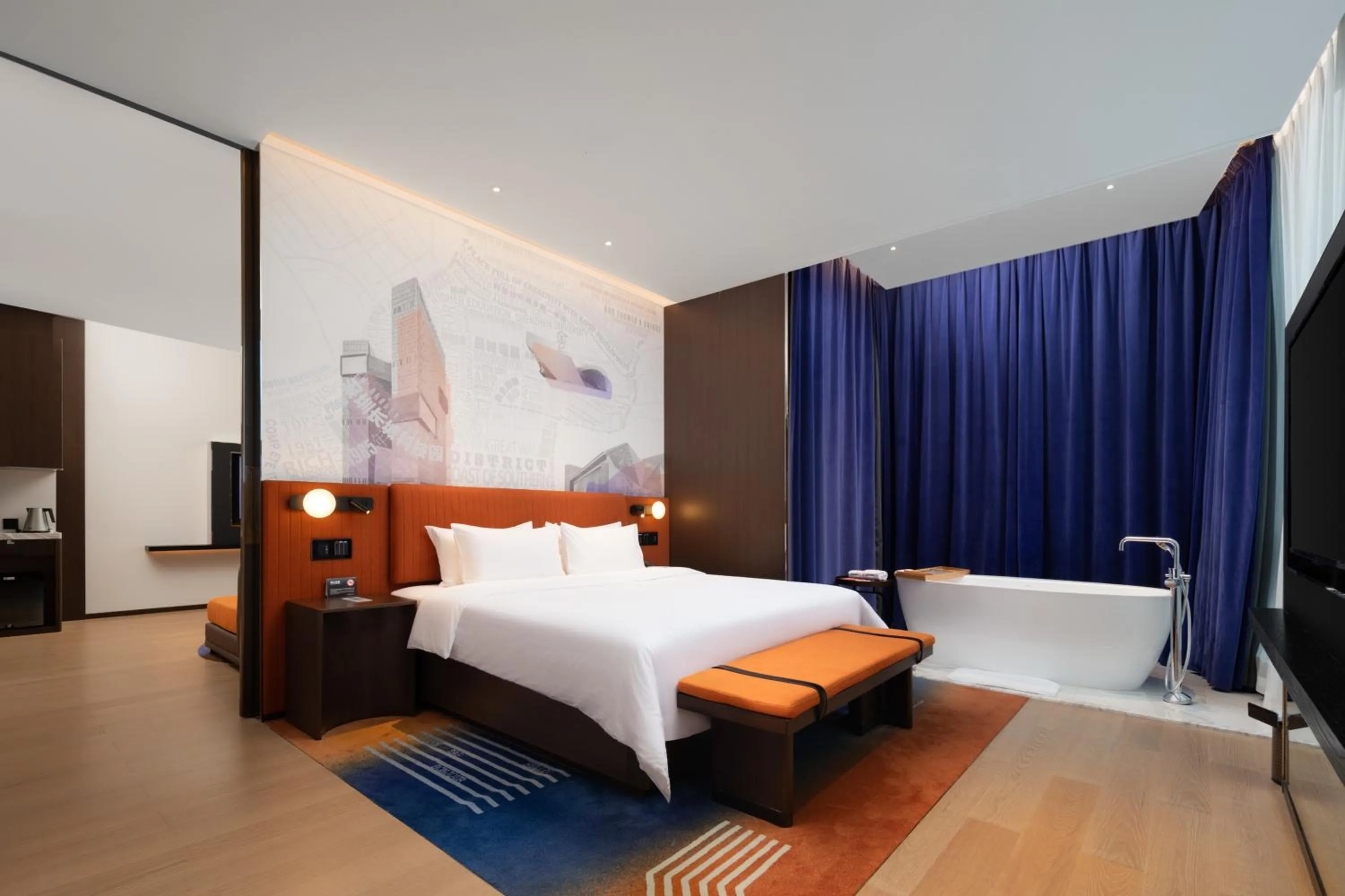 Photo of the whole room, Bed in Hampton by Hilton Shenzhen Nanshan Science and Technology Park