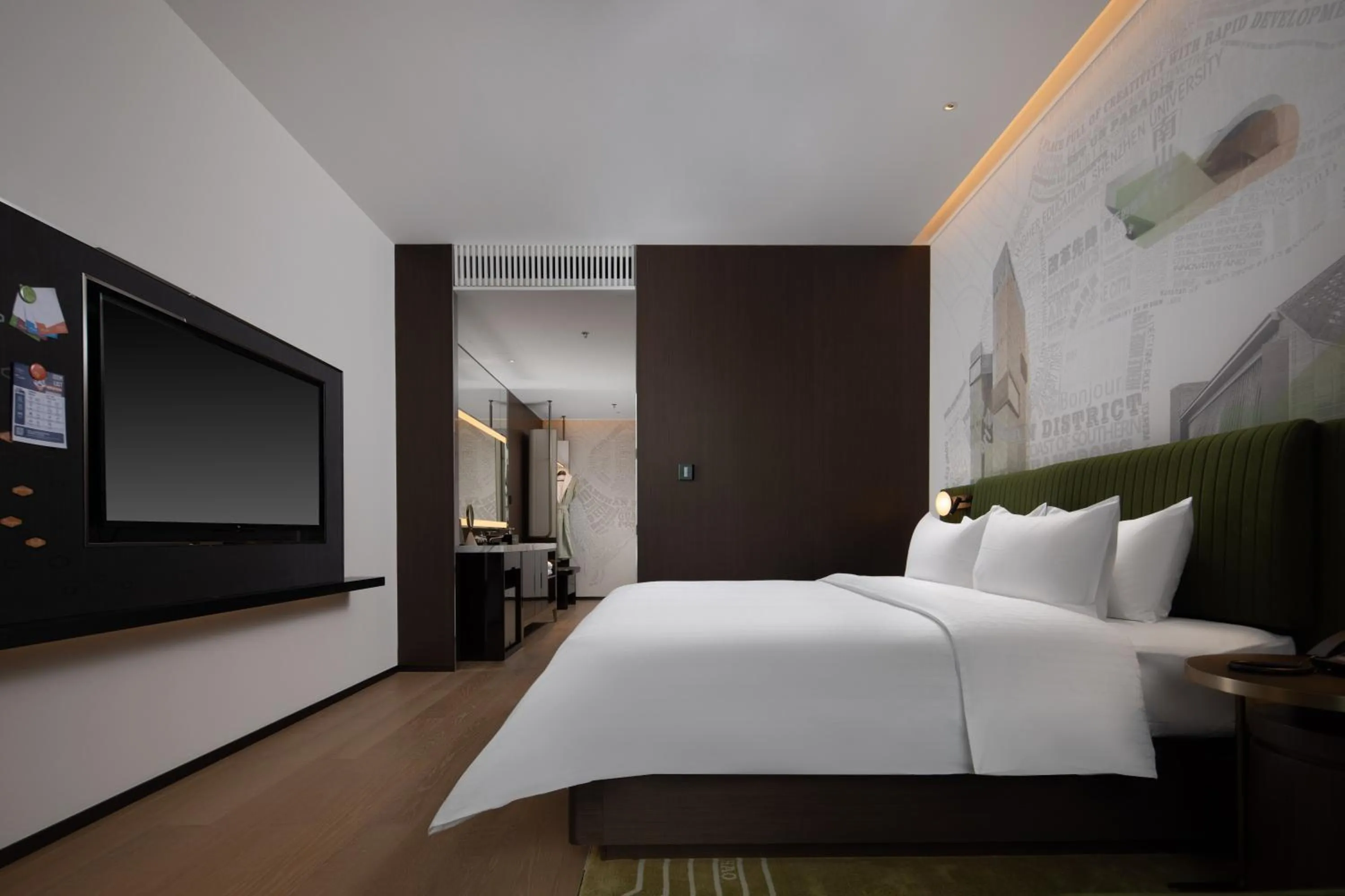 Photo of the whole room, Bed in Hampton by Hilton Shenzhen Nanshan Science and Technology Park