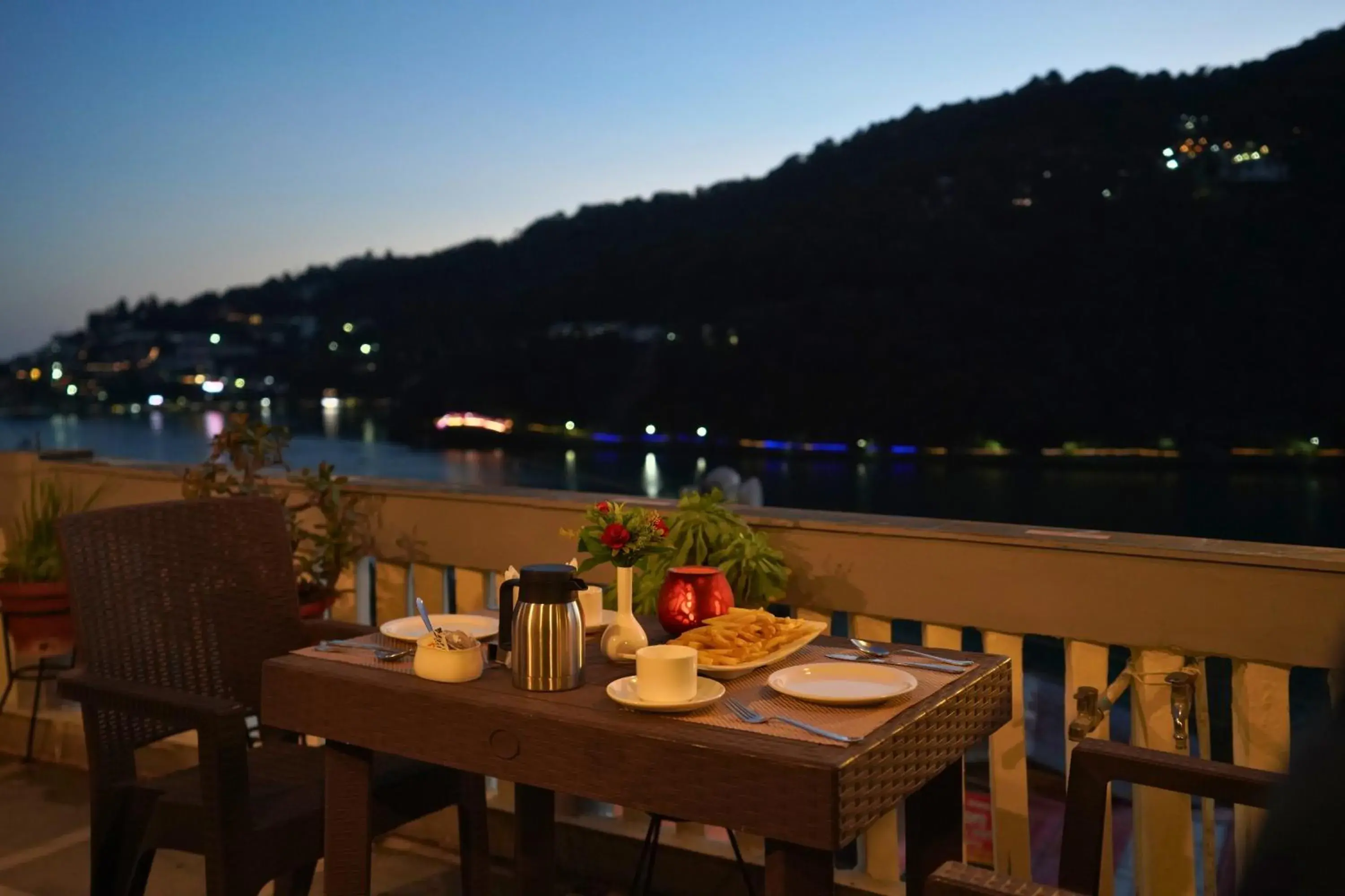 Restaurant/places to eat in Hotel Silverton Restaurant/places to eat in Hotel Silverton