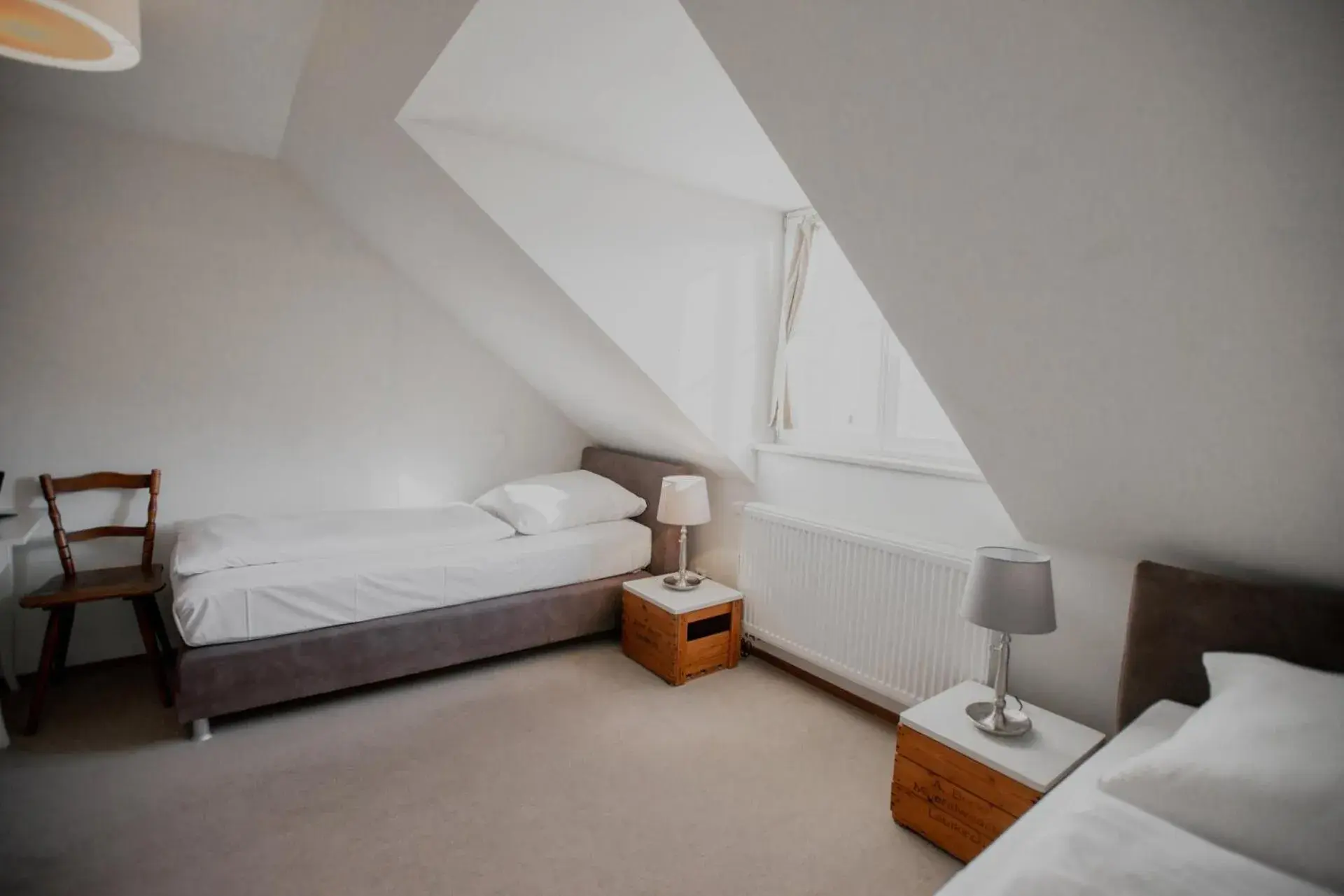 Deluxe Twin Room in Allgäuer Genusshotel und Historischer Dorfgasthof Hirsch Deluxe Twin Room in Allgäuer Genusshotel und Historischer Dorfgasthof Hirsch