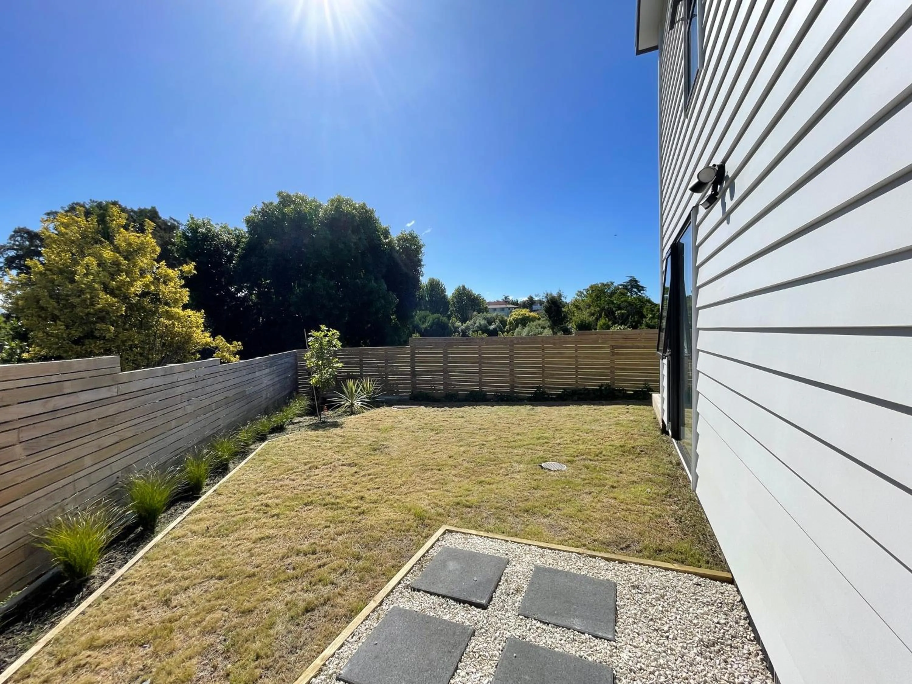 Garden in Modern Home by the Reserve