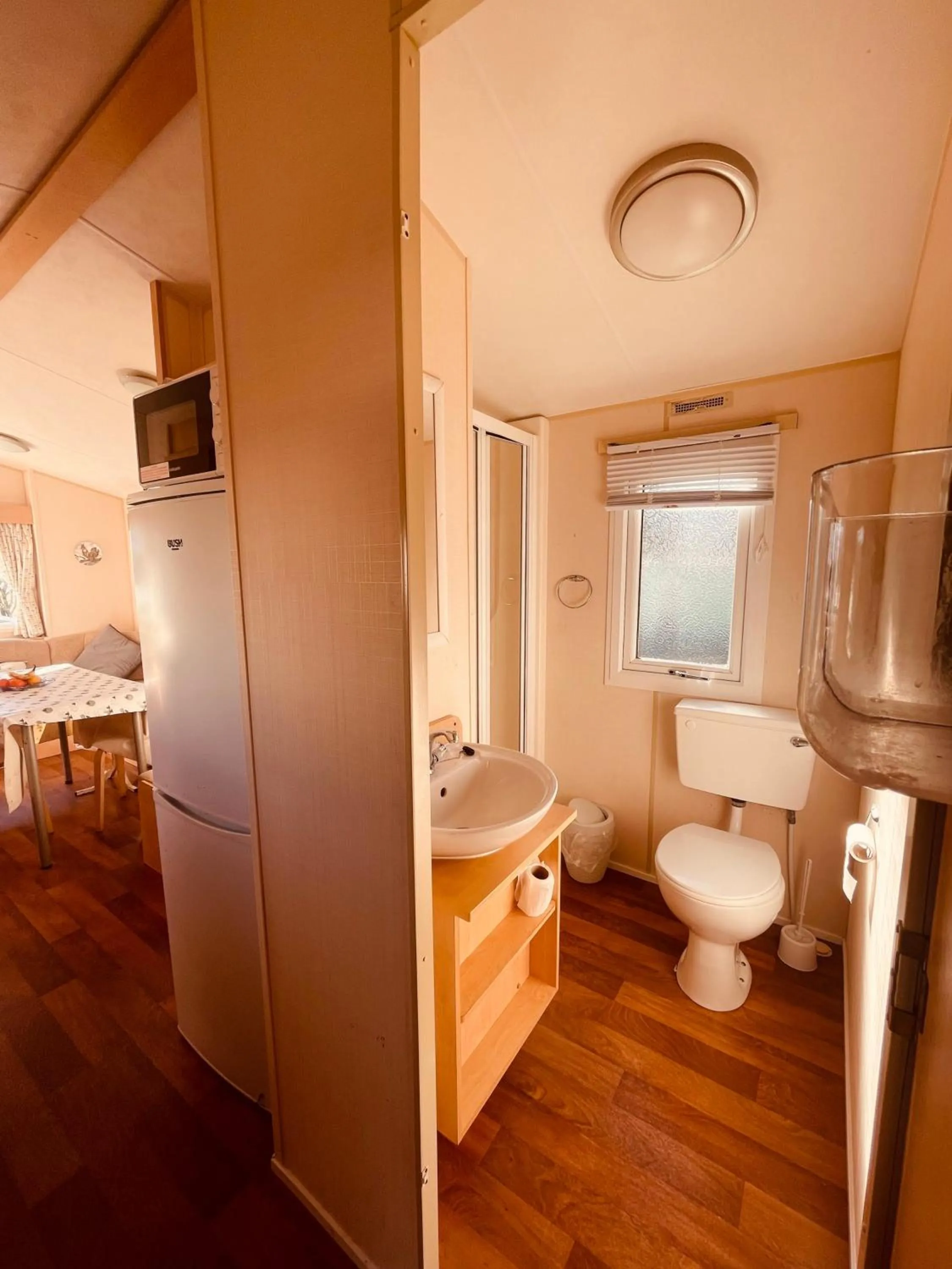 Newton Stewart-Sleeps 6-Pool-Parking-Pet Friendly