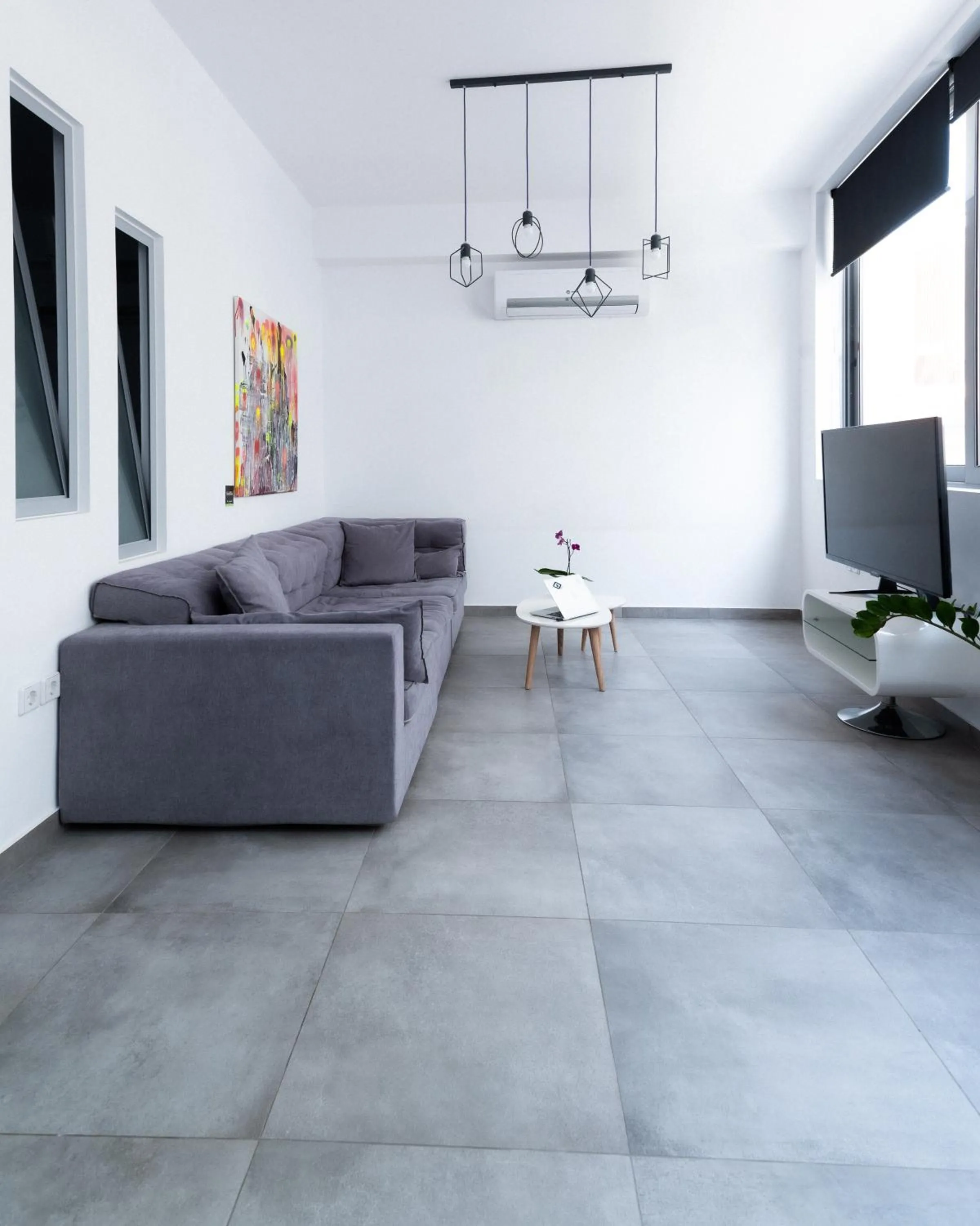 Hermes Apartments