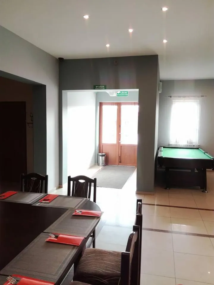 Restaurant/places to eat in Zajazd Bachus