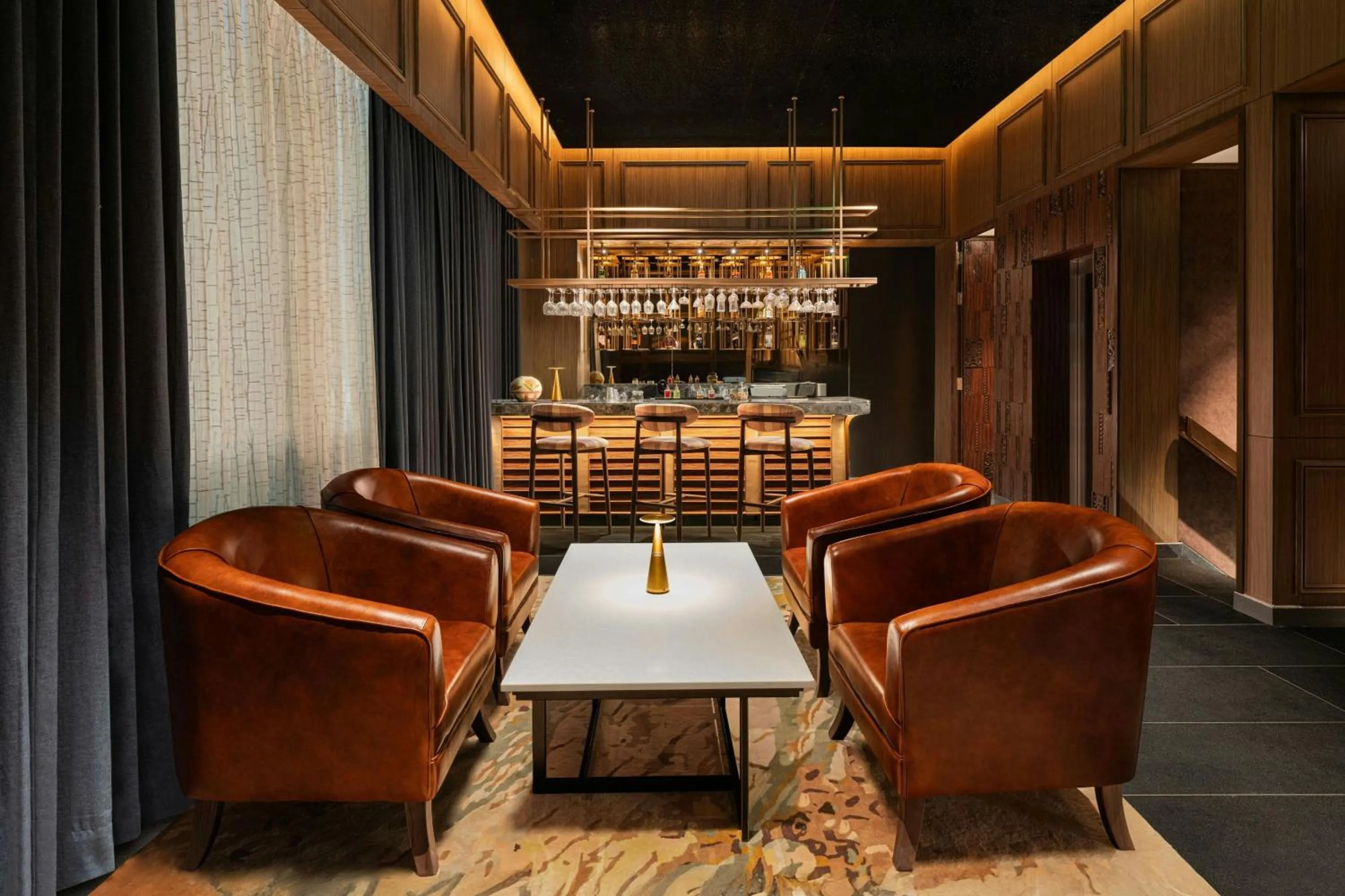 Lounge or bar in Marriott Executive Apartments Bengaluru UB City