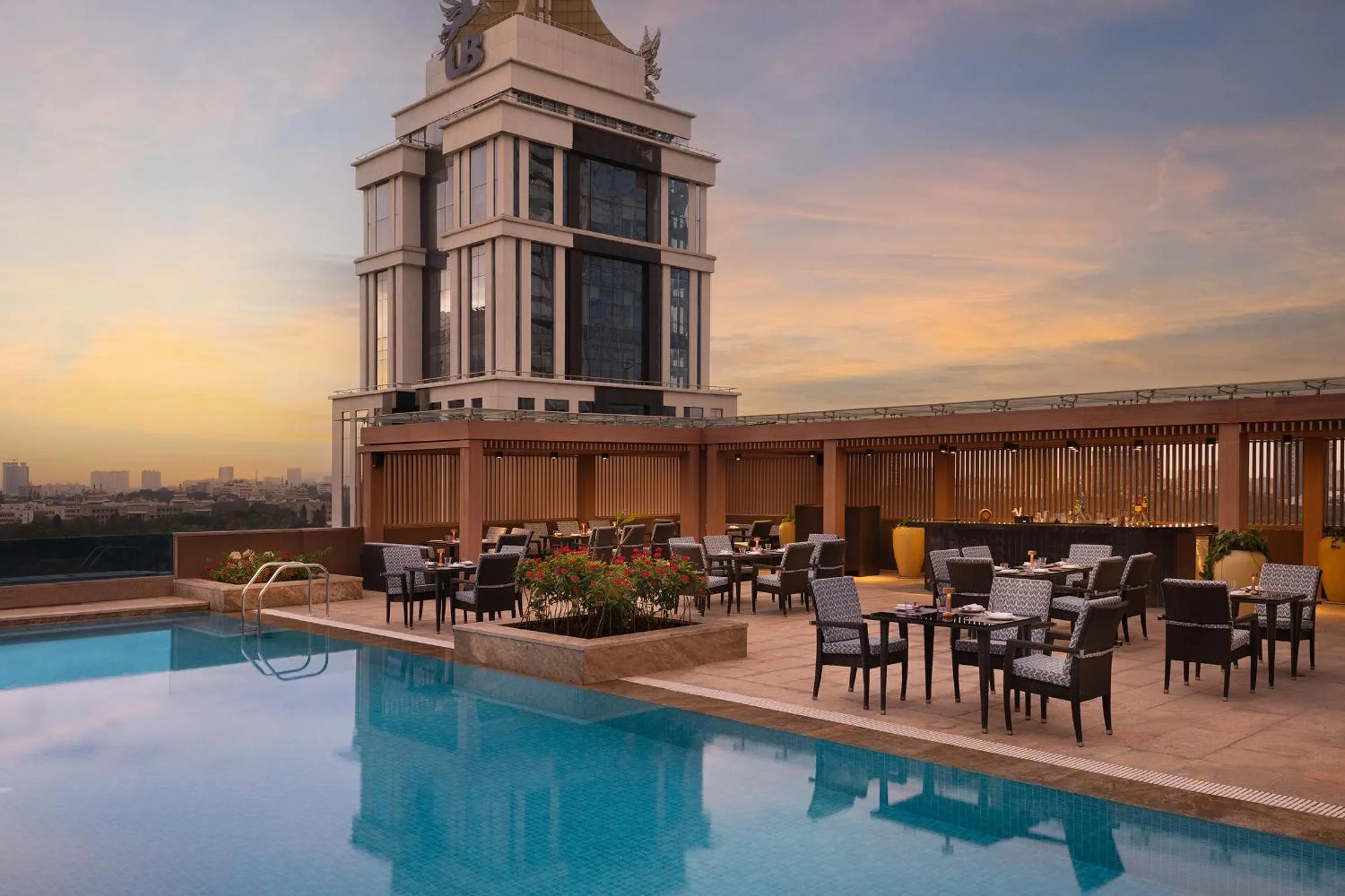 Restaurant/places to eat in Marriott Executive Apartments Bengaluru UB City