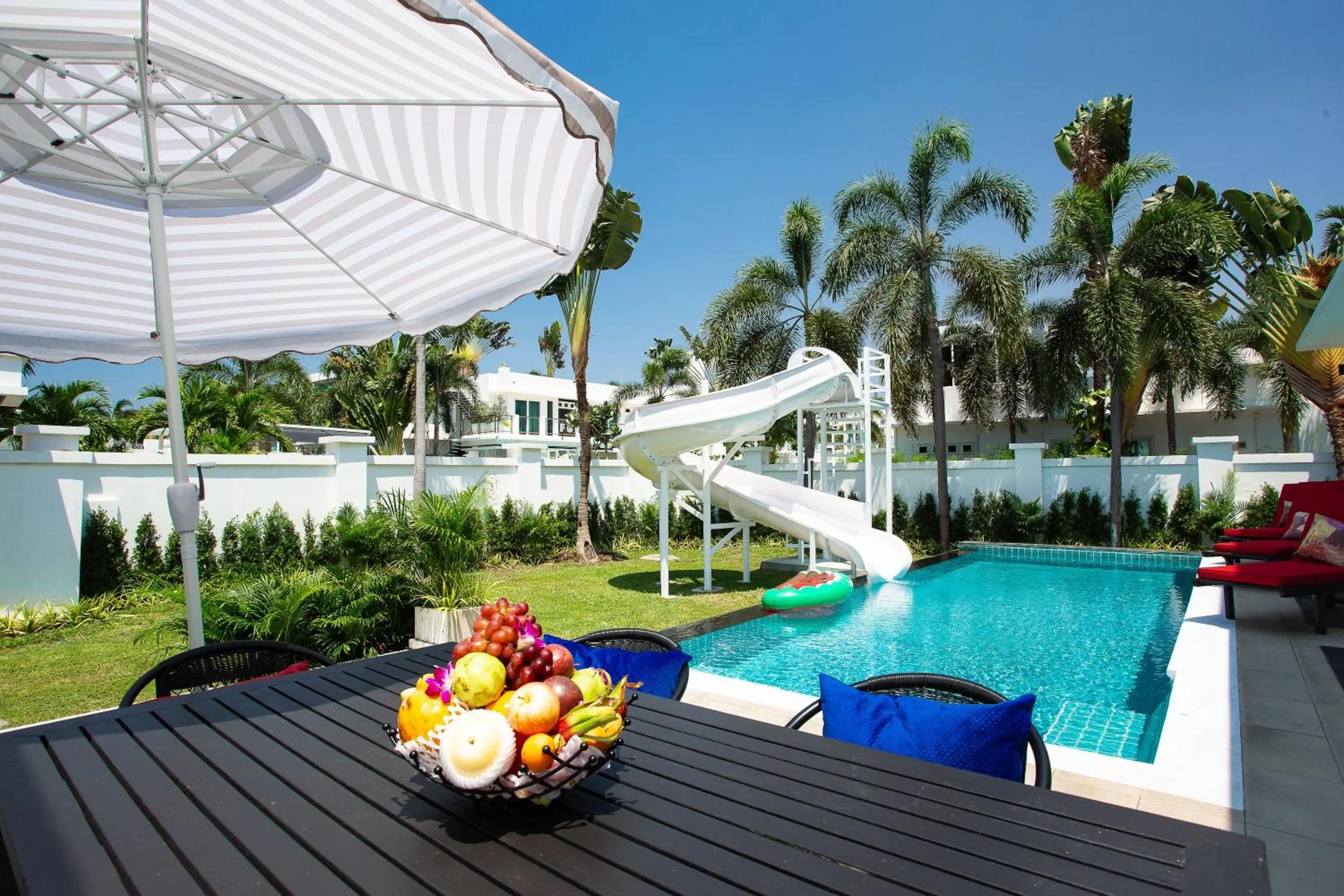 Patio in Villas In Pattaya