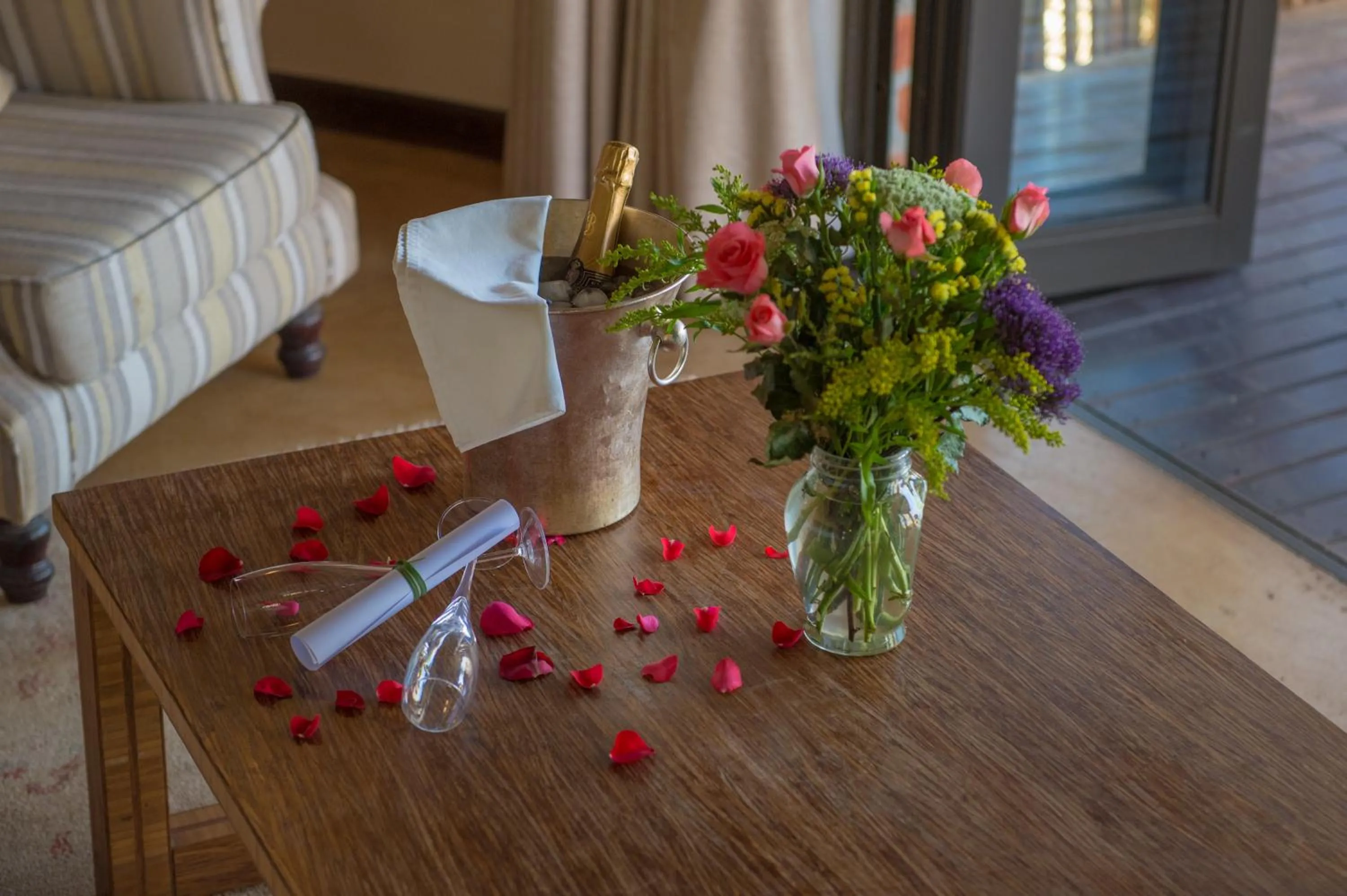 Drinks in Lilayi Lodge