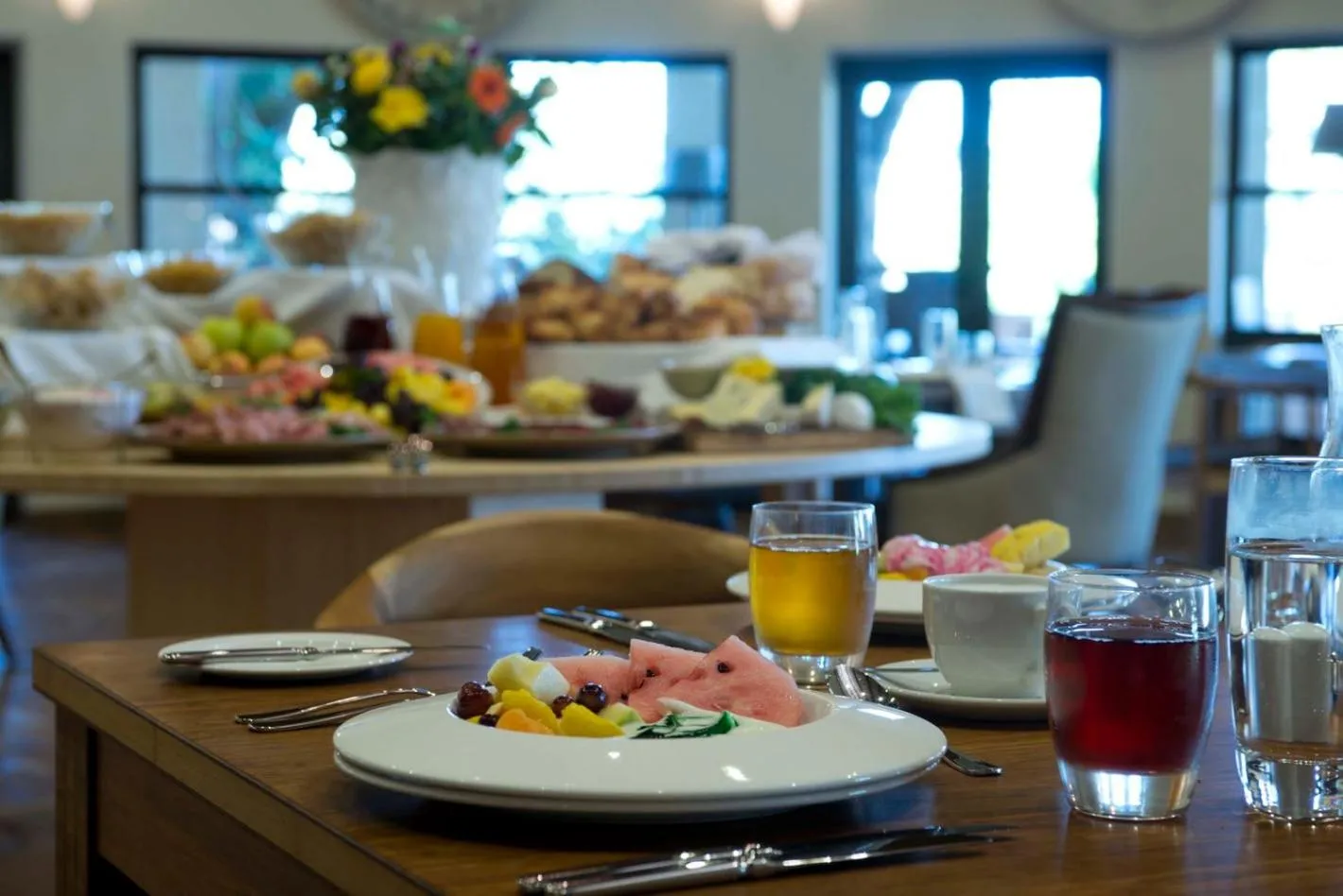 Breakfast in Lilayi Lodge