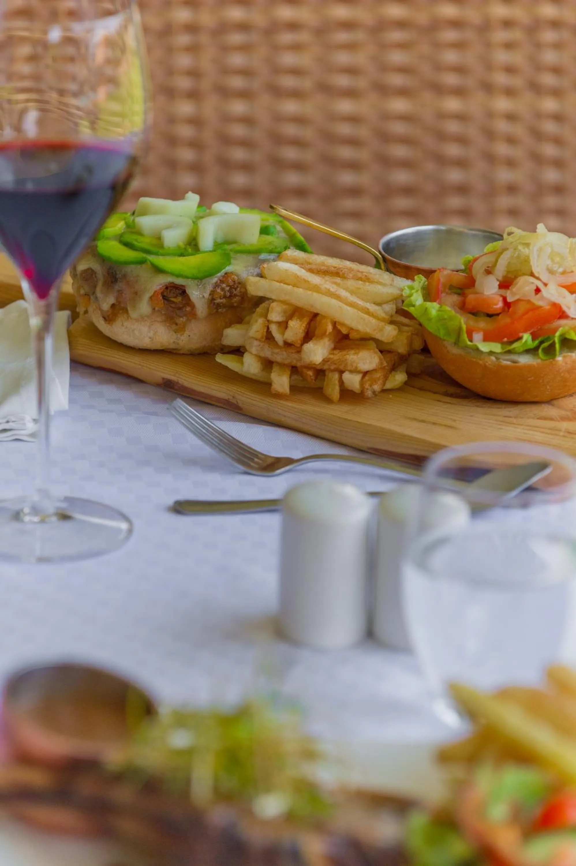 Food and drinks in Lilayi Lodge