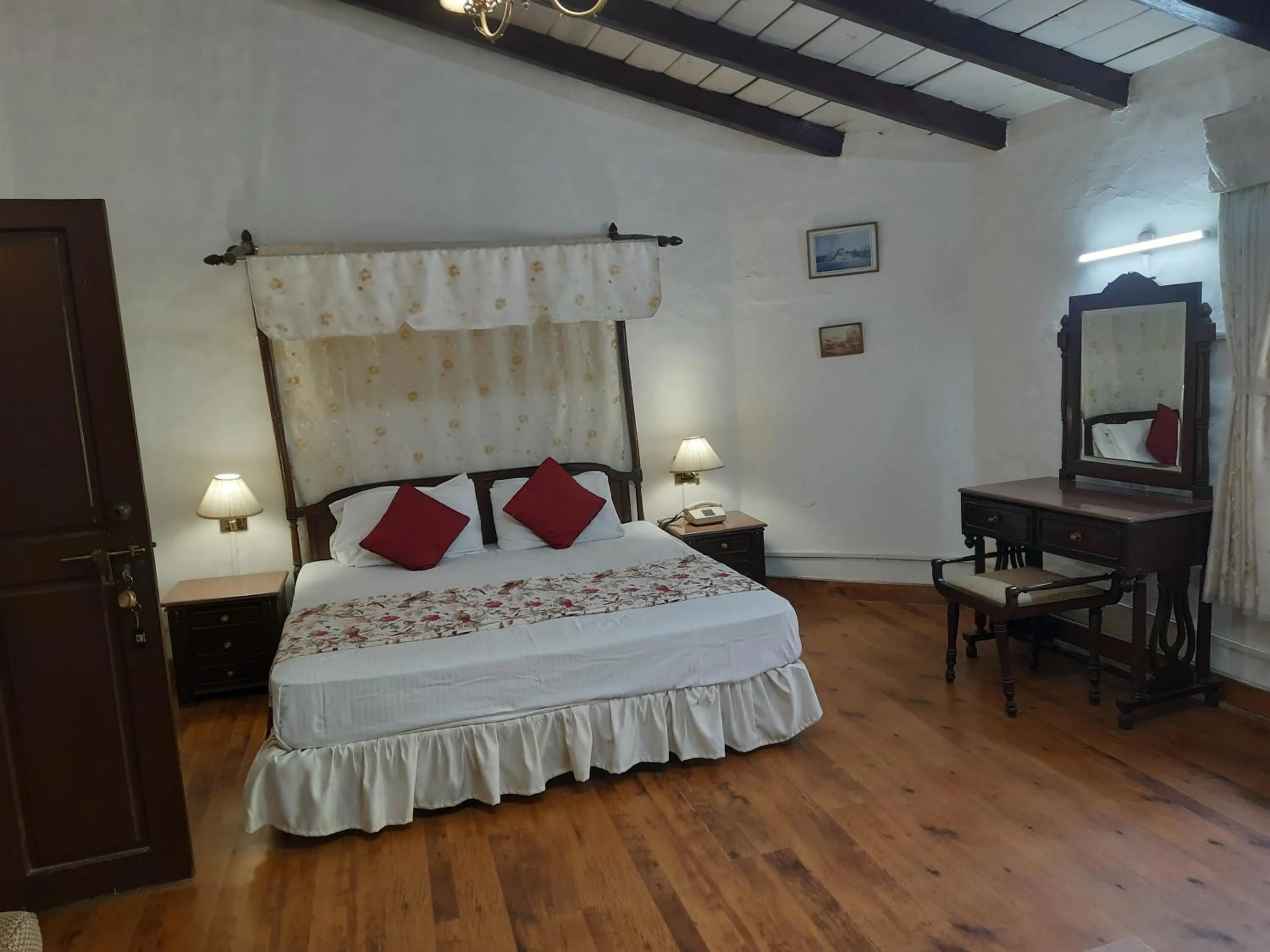 West View Hotel