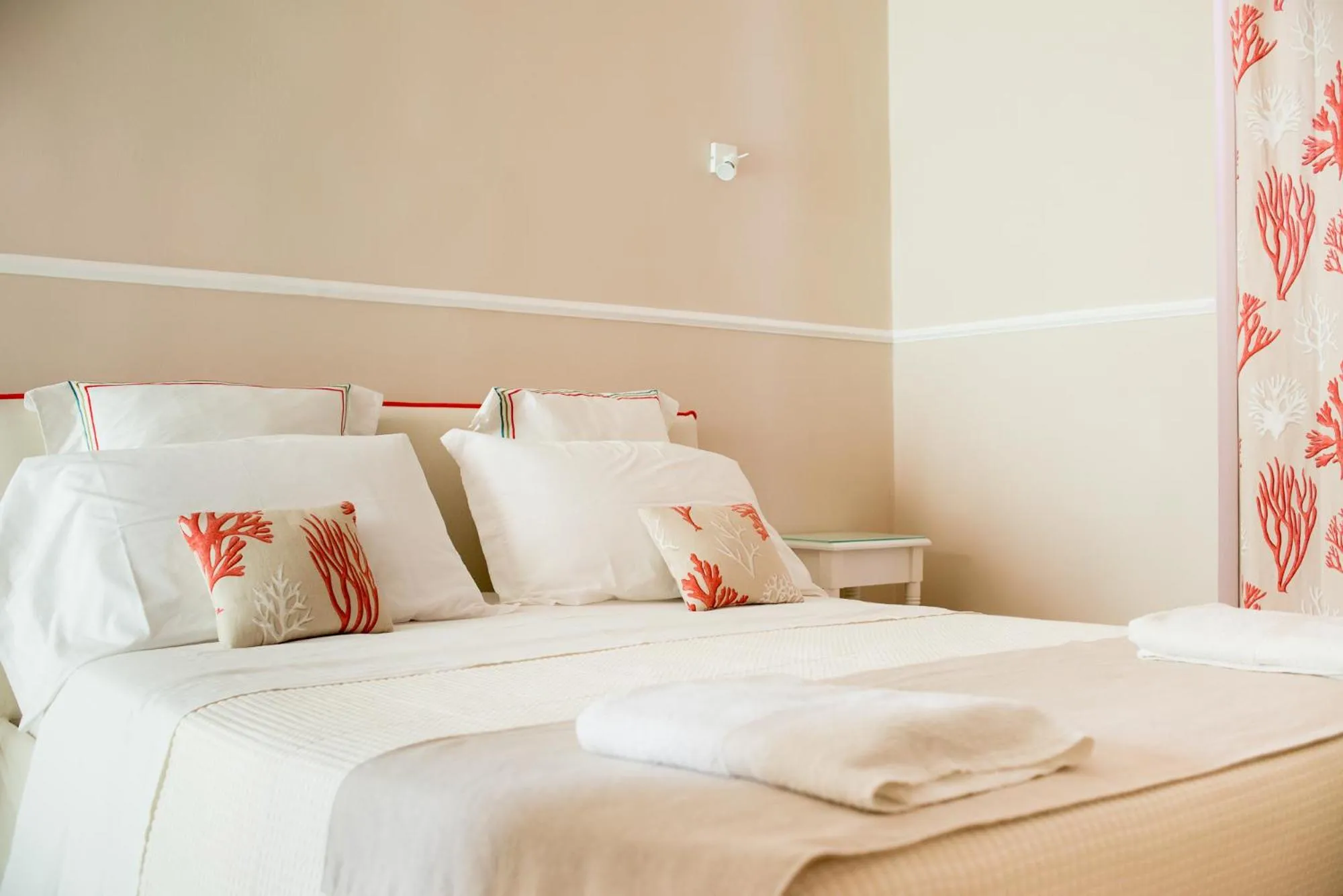 Photo of the whole room in B&B Gioia Resort