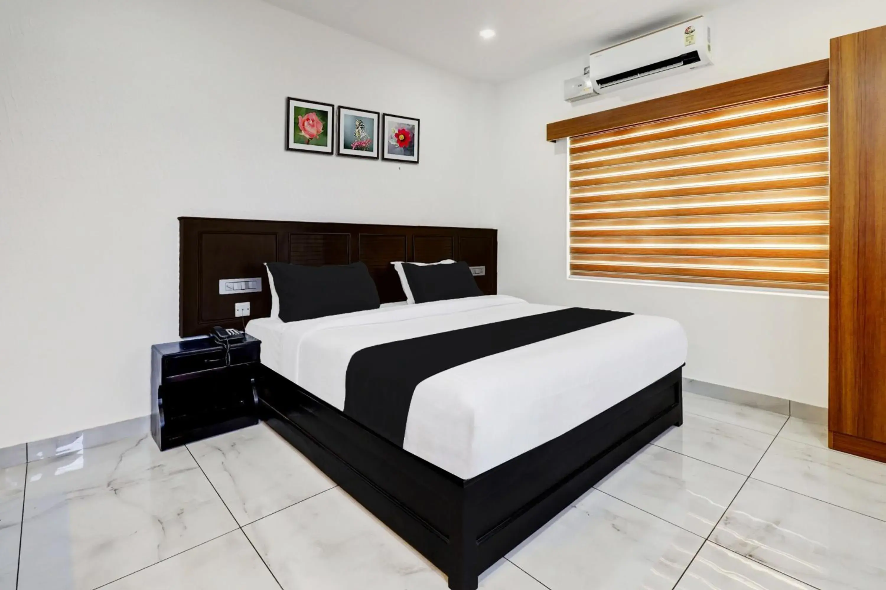 Bedroom, Bed in Collection O Munnar Bedroom, Bed in Collection O Munnar