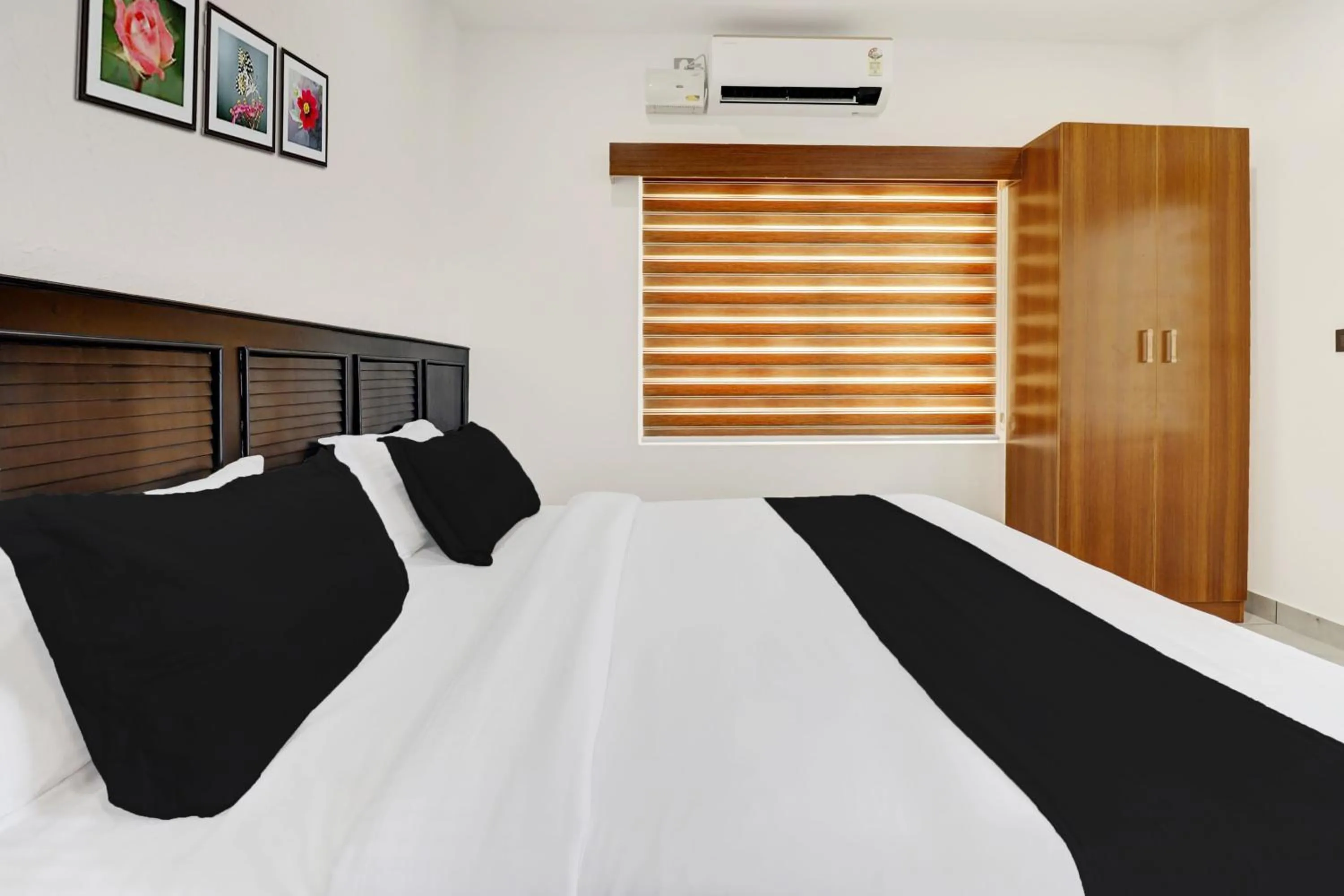 Bedroom, Bed in Collection O Munnar