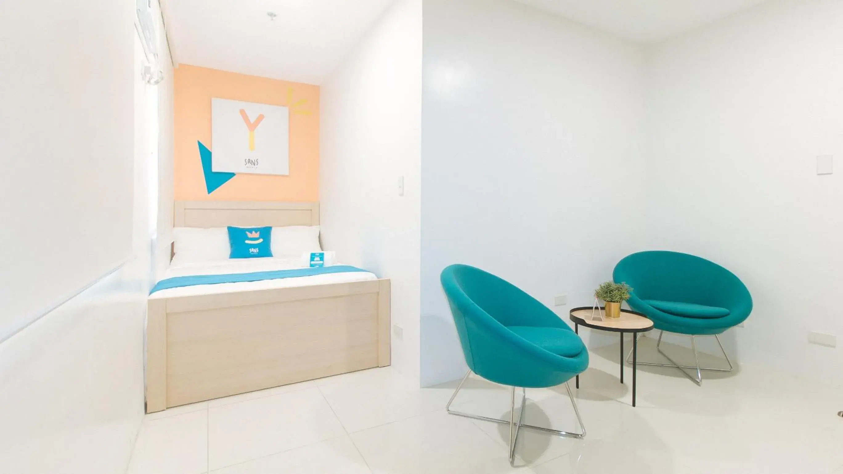 Living room in Sans Hotel at One JD Place Makati by RedDoorz Living room in Sans Hotel at One JD Place Makati by RedDoorz