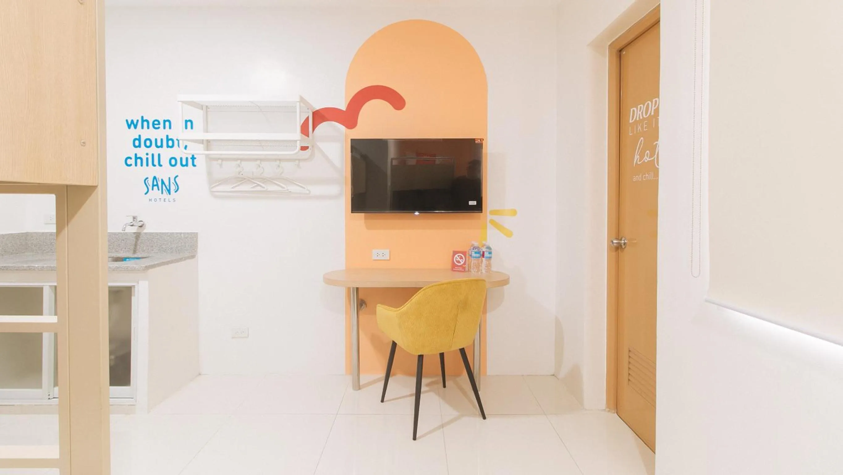 TV and multimedia in Sans Hotel at One JD Place Makati by RedDoorz