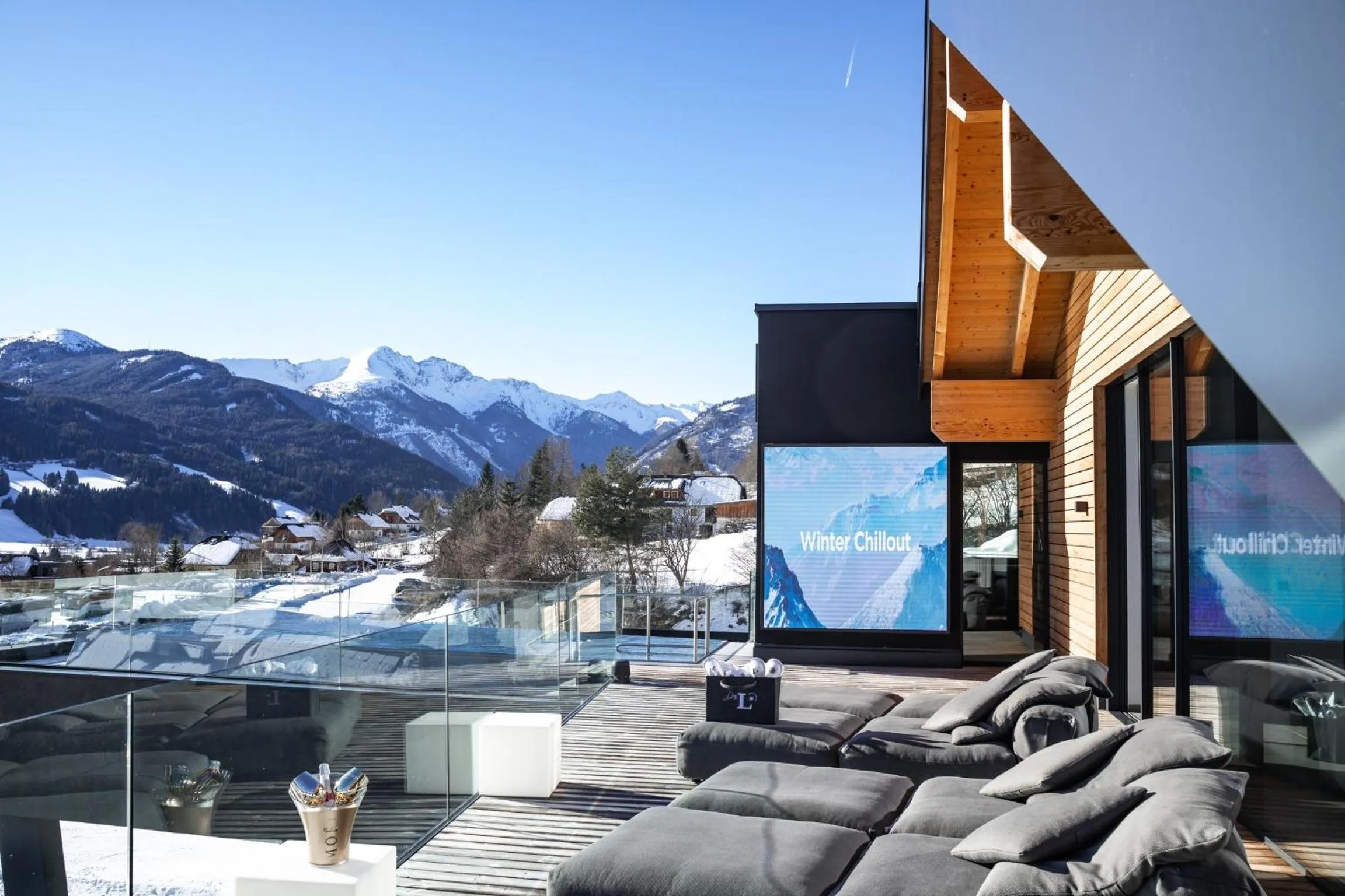 Property building in Das Liftplatzl