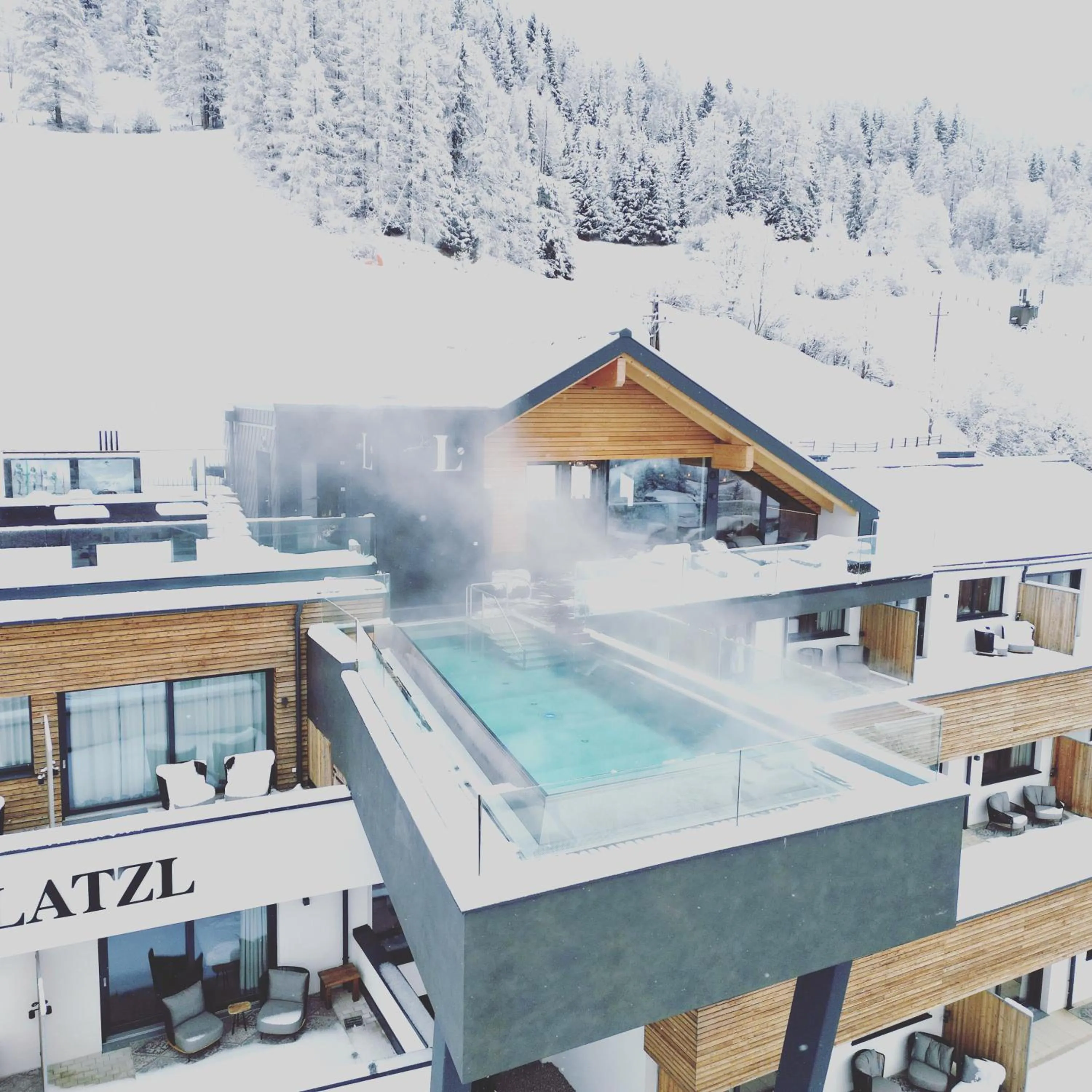 Property building in Das Liftplatzl