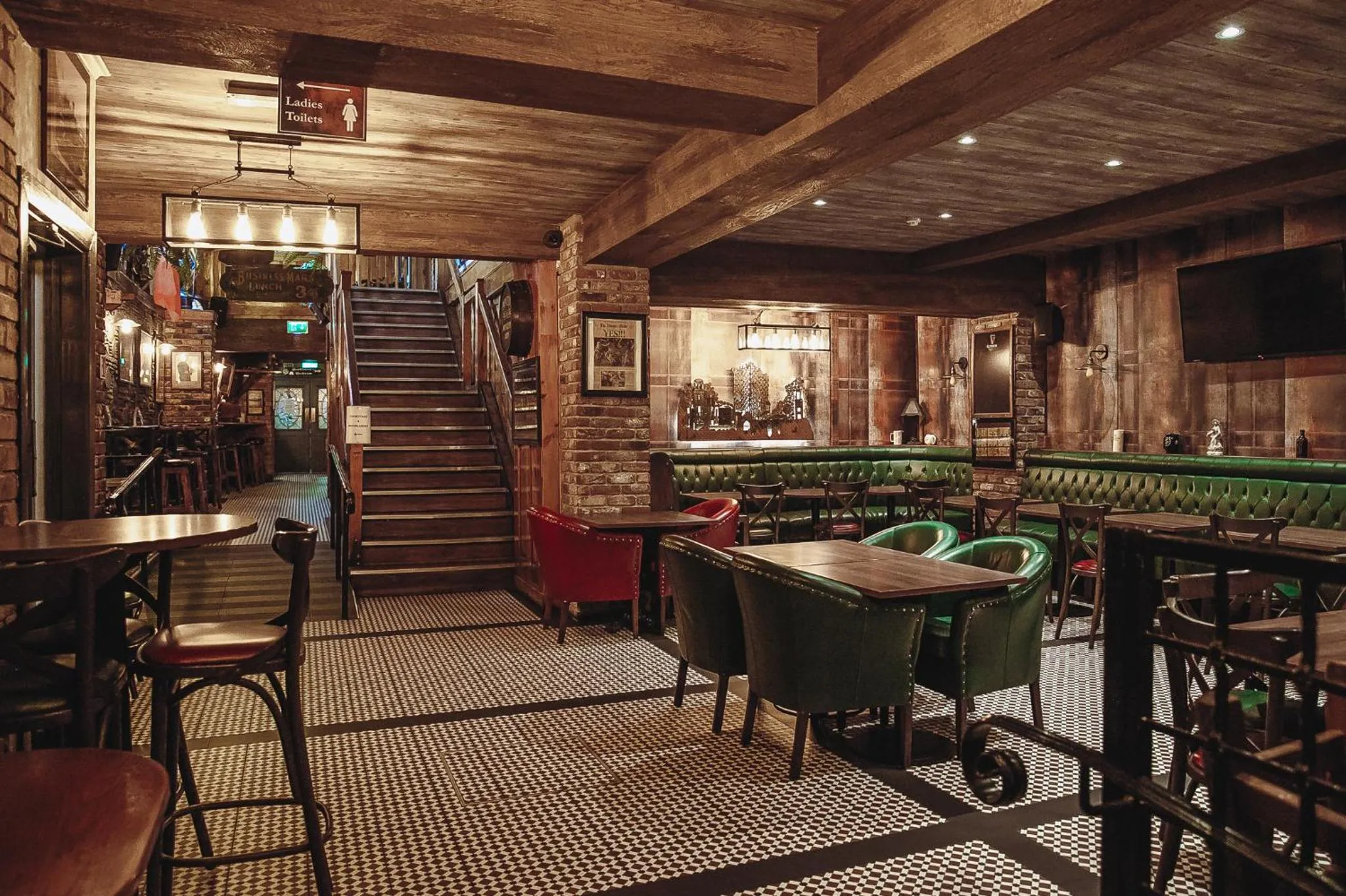 Property building in Muskerry Arms Bar and B&B