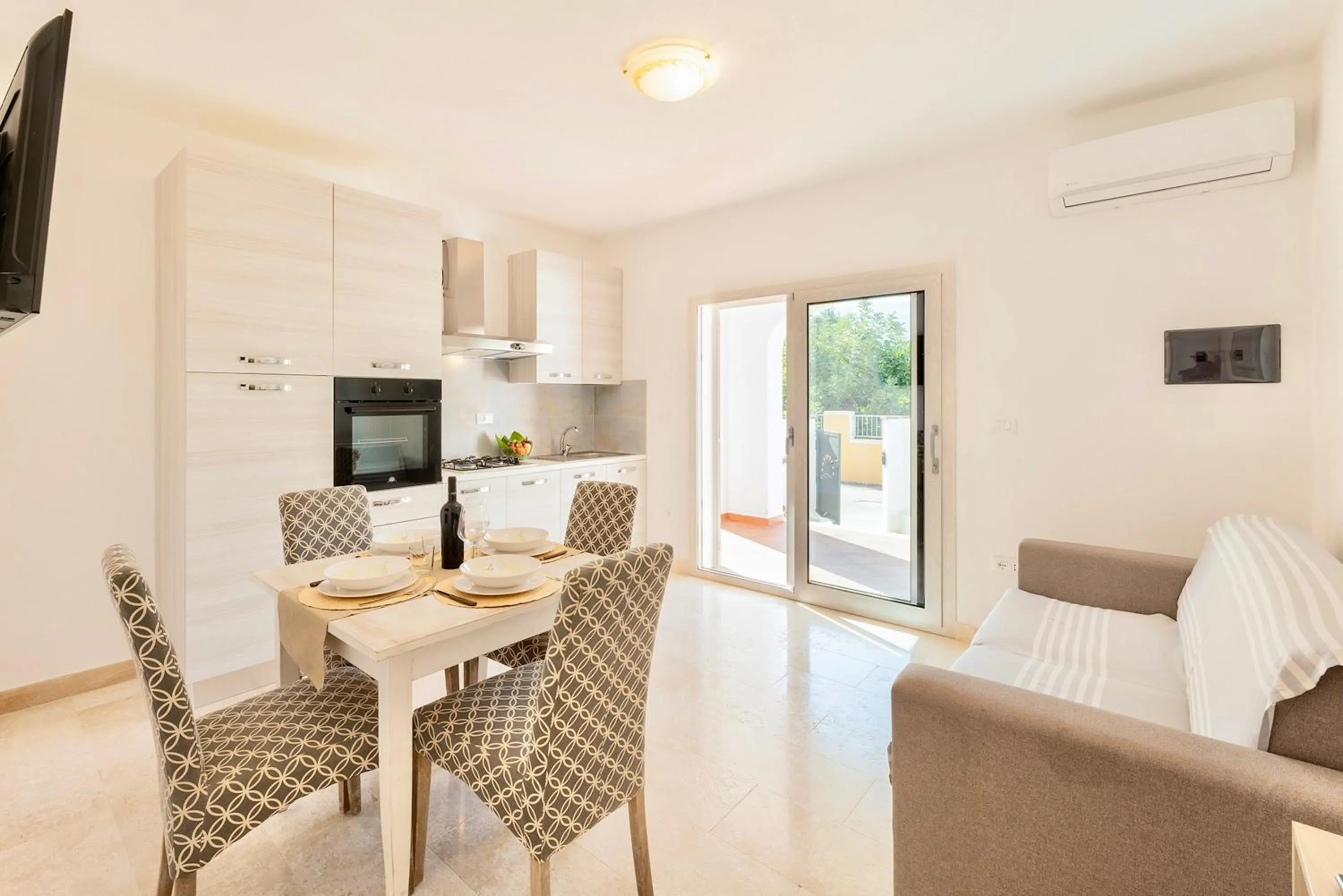 Living room in Apartments with air conditioning in Orosei