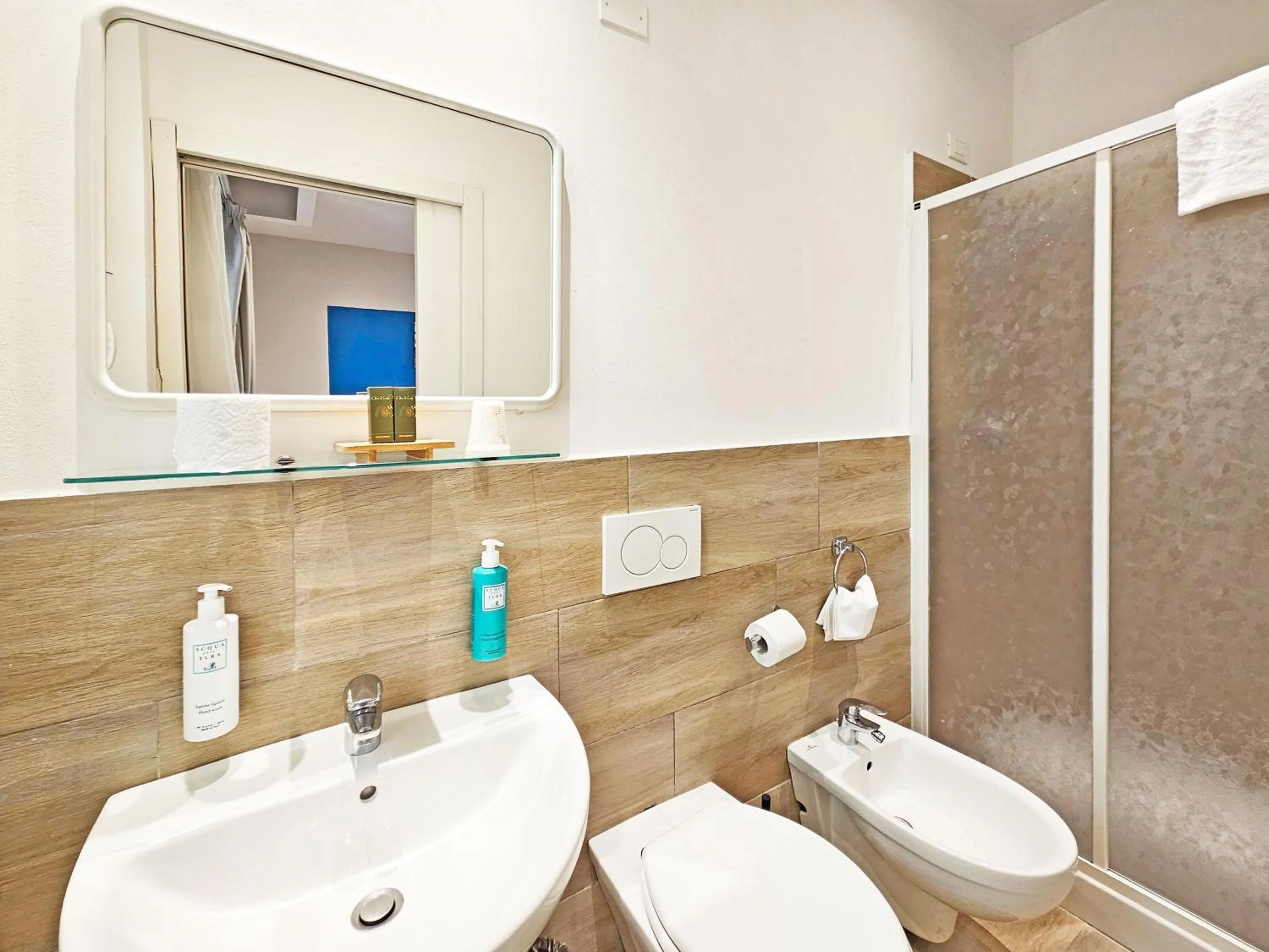 Bathroom in Hotel l'Approdo