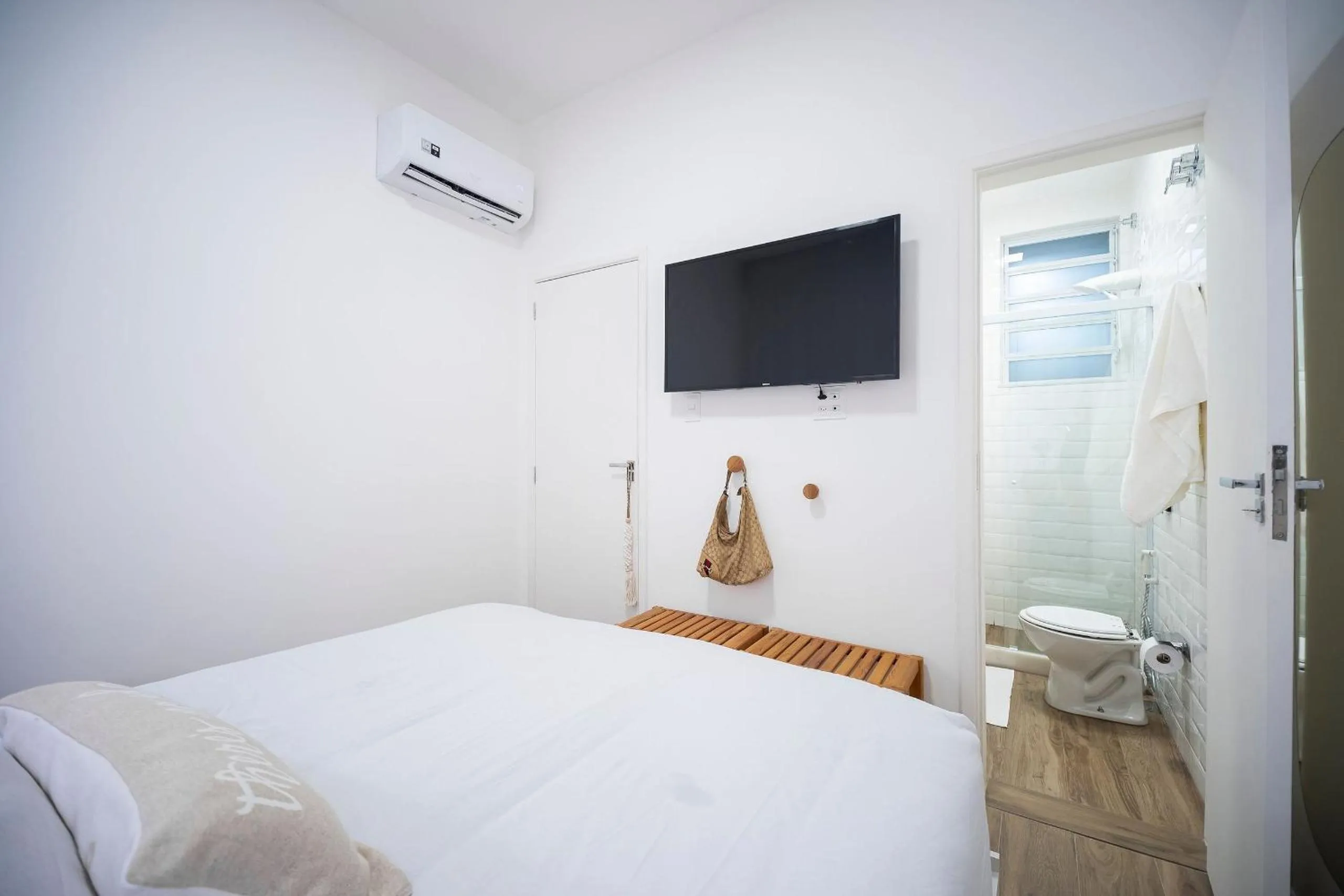 Bedroom in Conforto e praticidade na Gávea