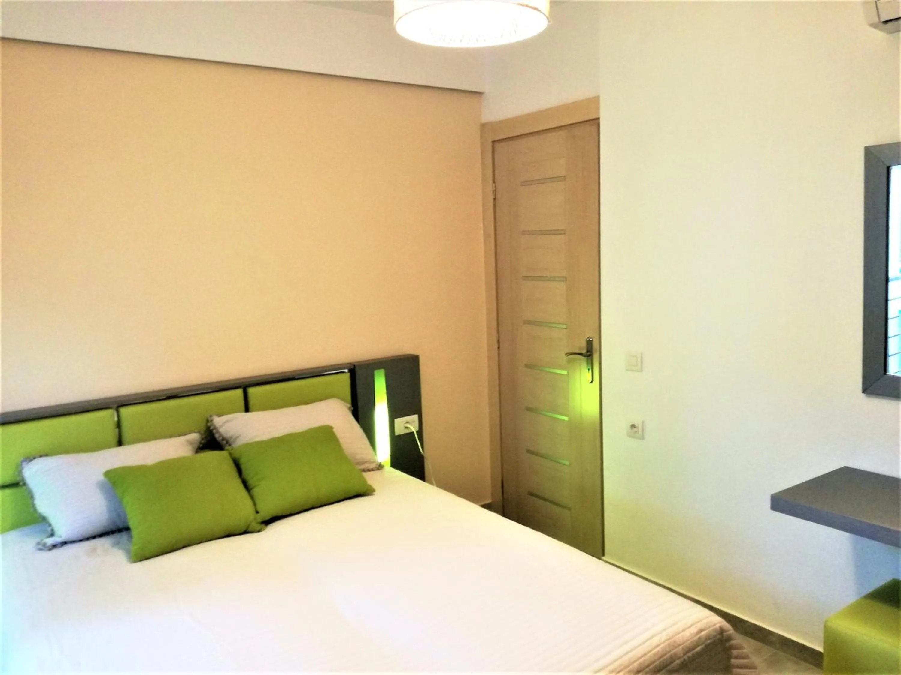 Bed in All Saints Villas