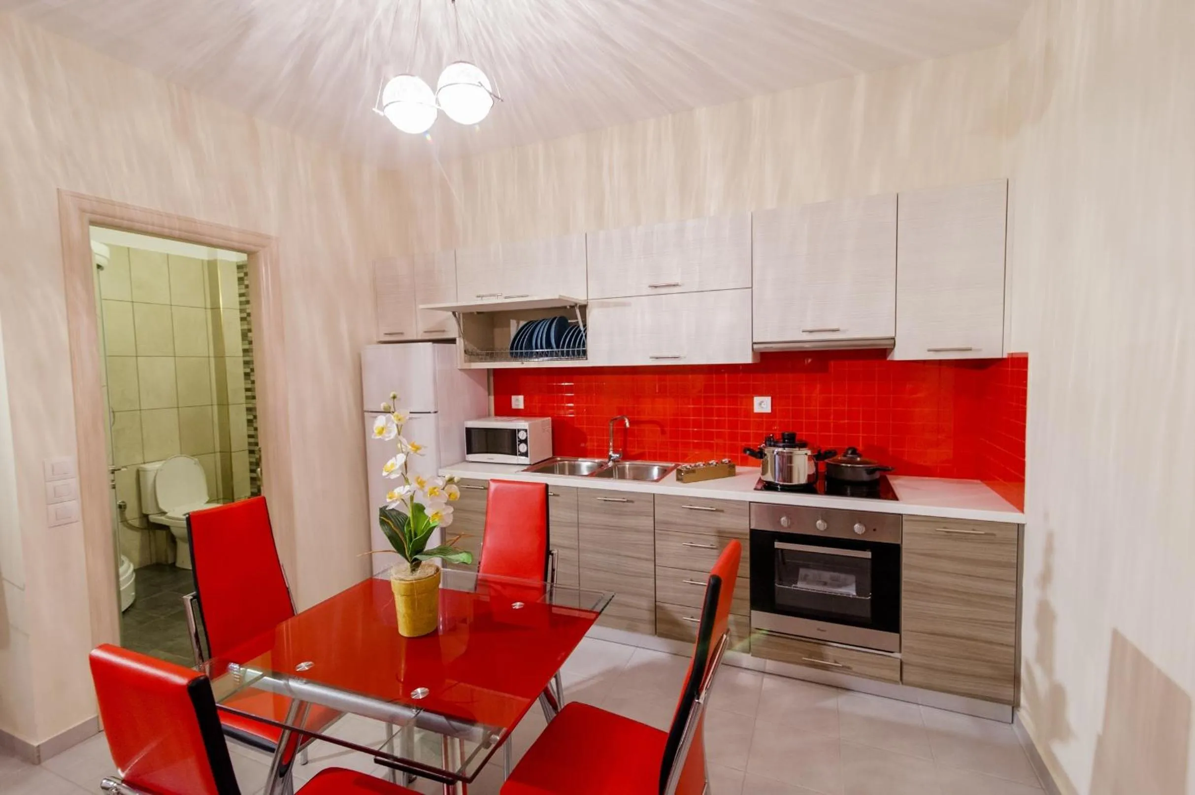 Kitchen or kitchenette in All Saints Villas