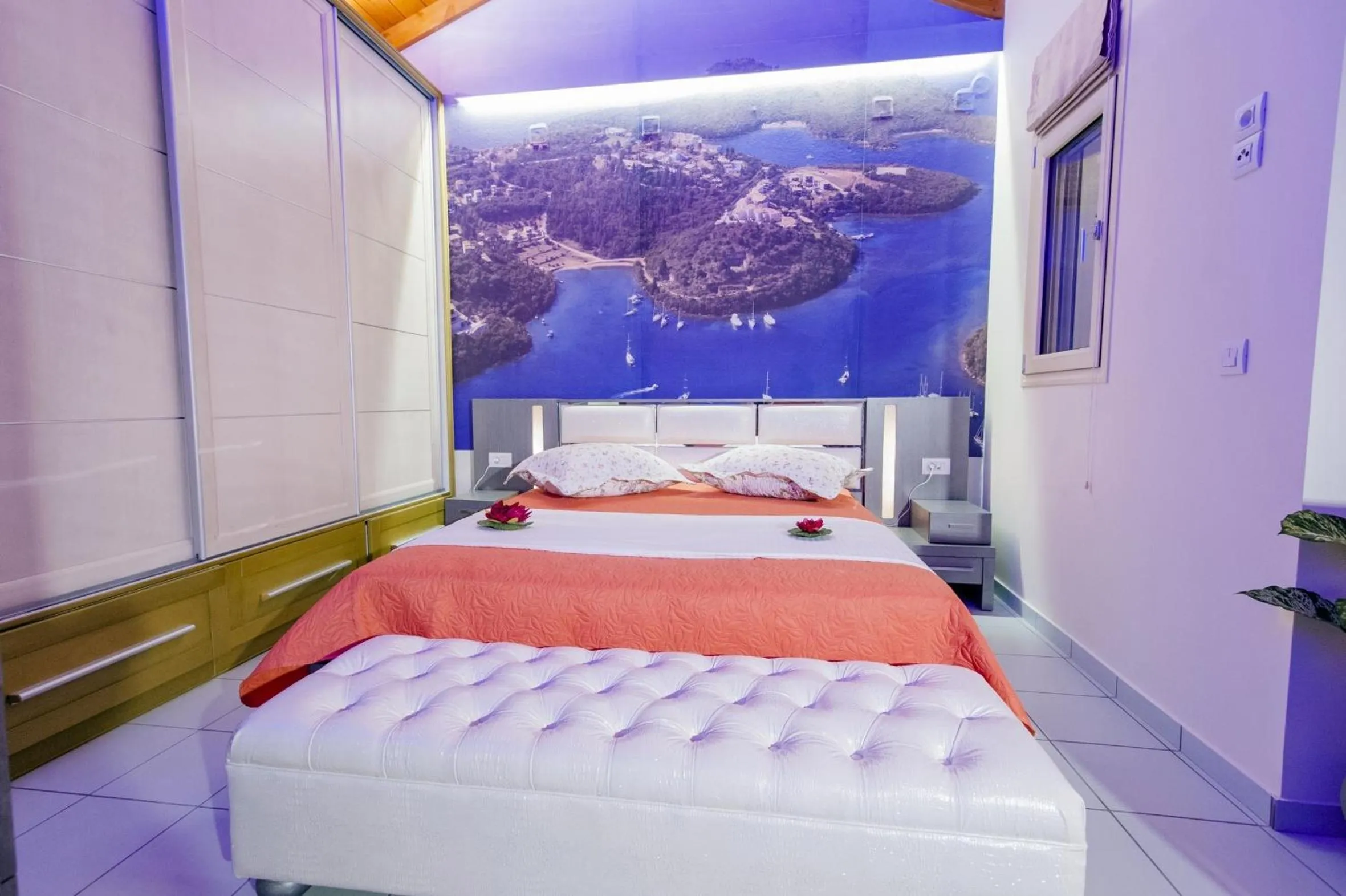 Bedroom, Bed in All Saints Villas