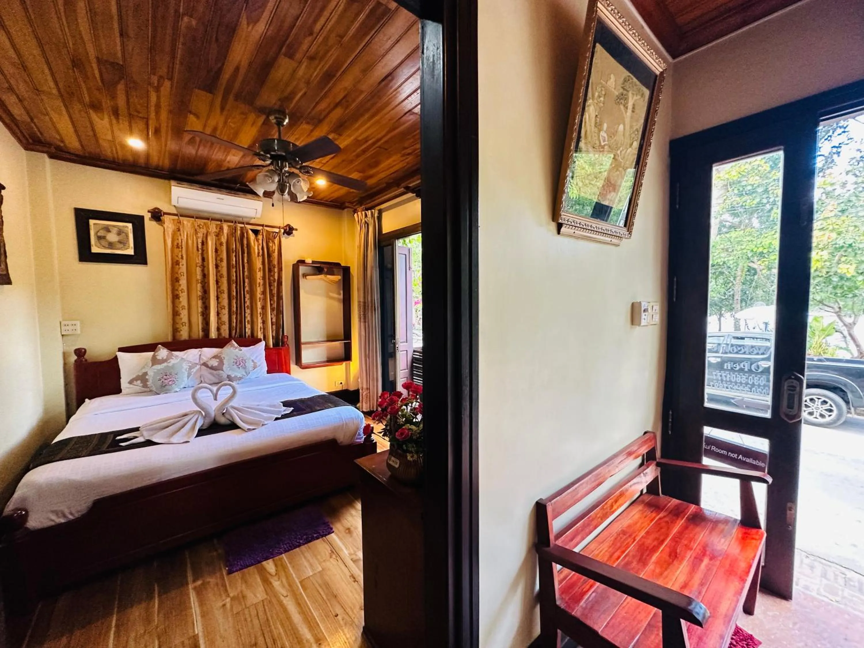 Bed in Anisa Mekong Riverside Villa