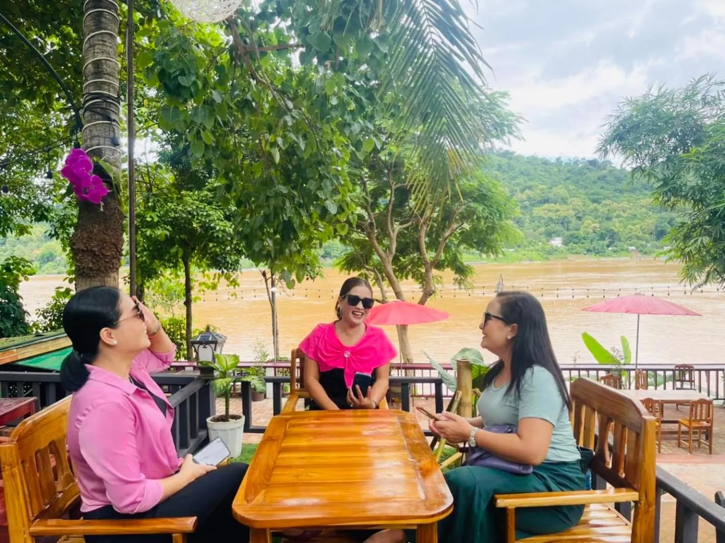 Restaurant/places to eat in Anisa Mekong Riverside Villa