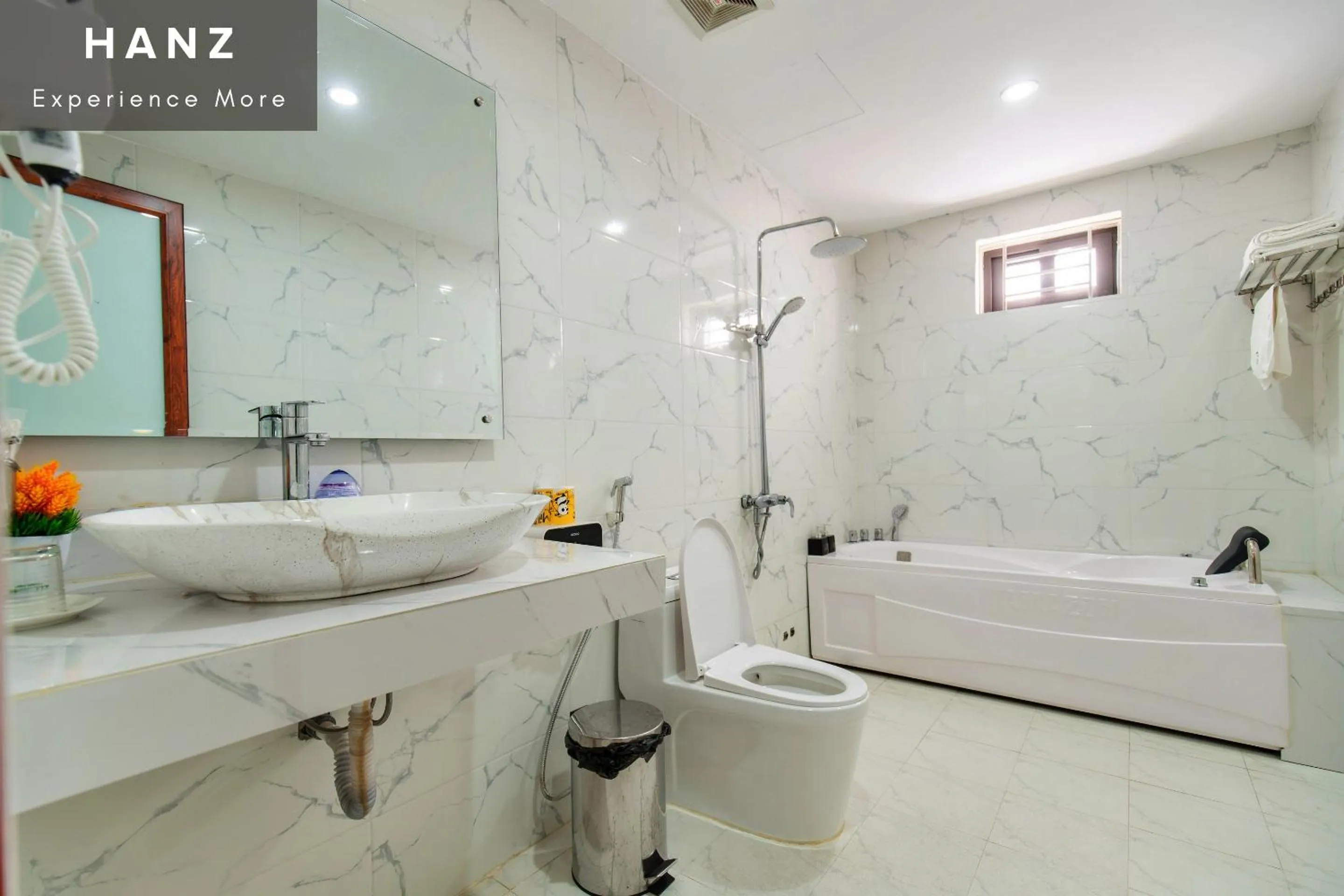 S79 Noi Bai Airport Hotel