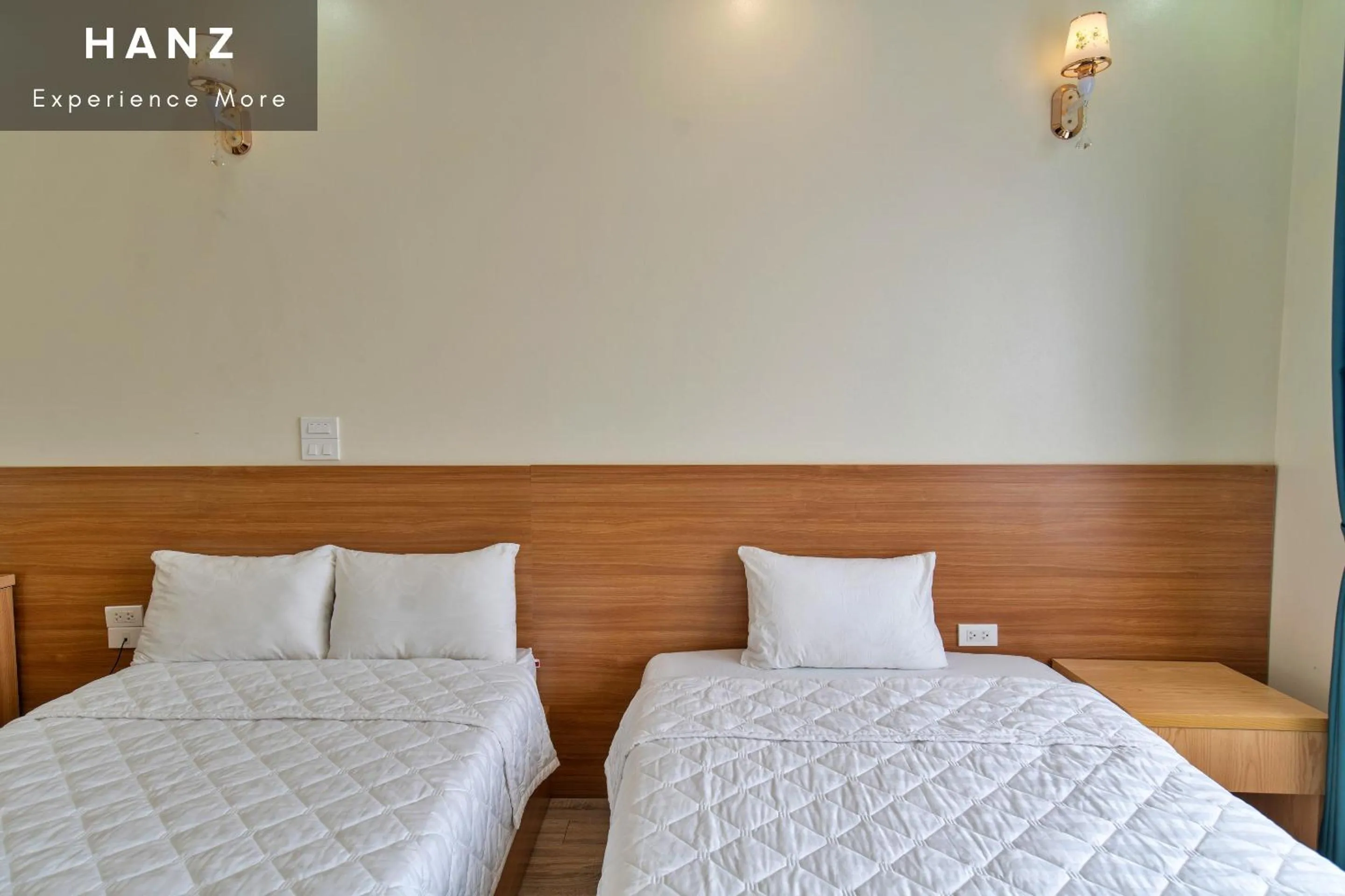 Bed in S79 Noi Bai Airport Hotel