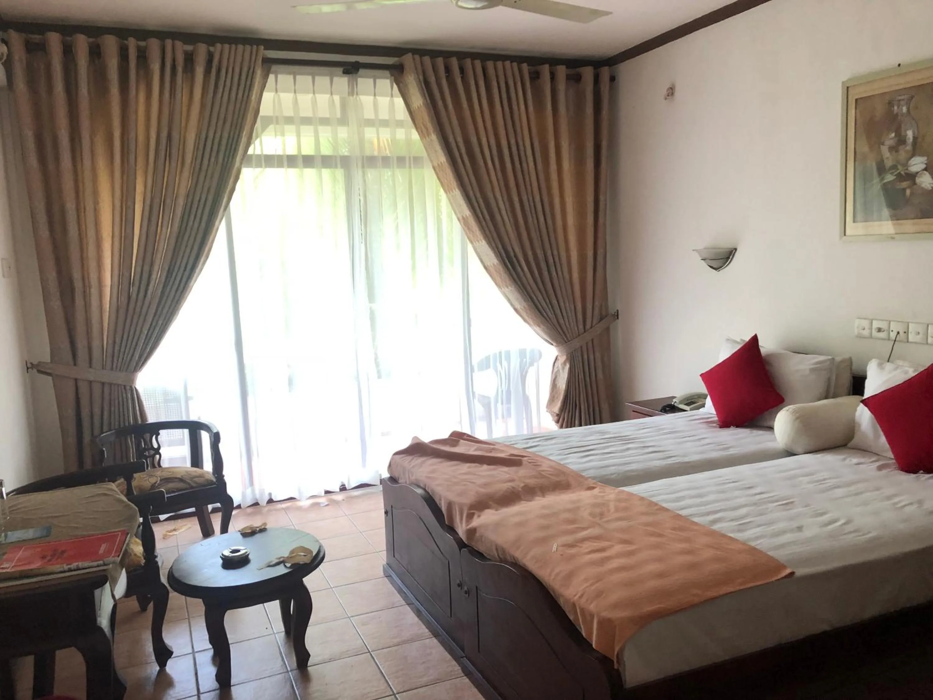 Bed in Hotel Lagoon Paradise