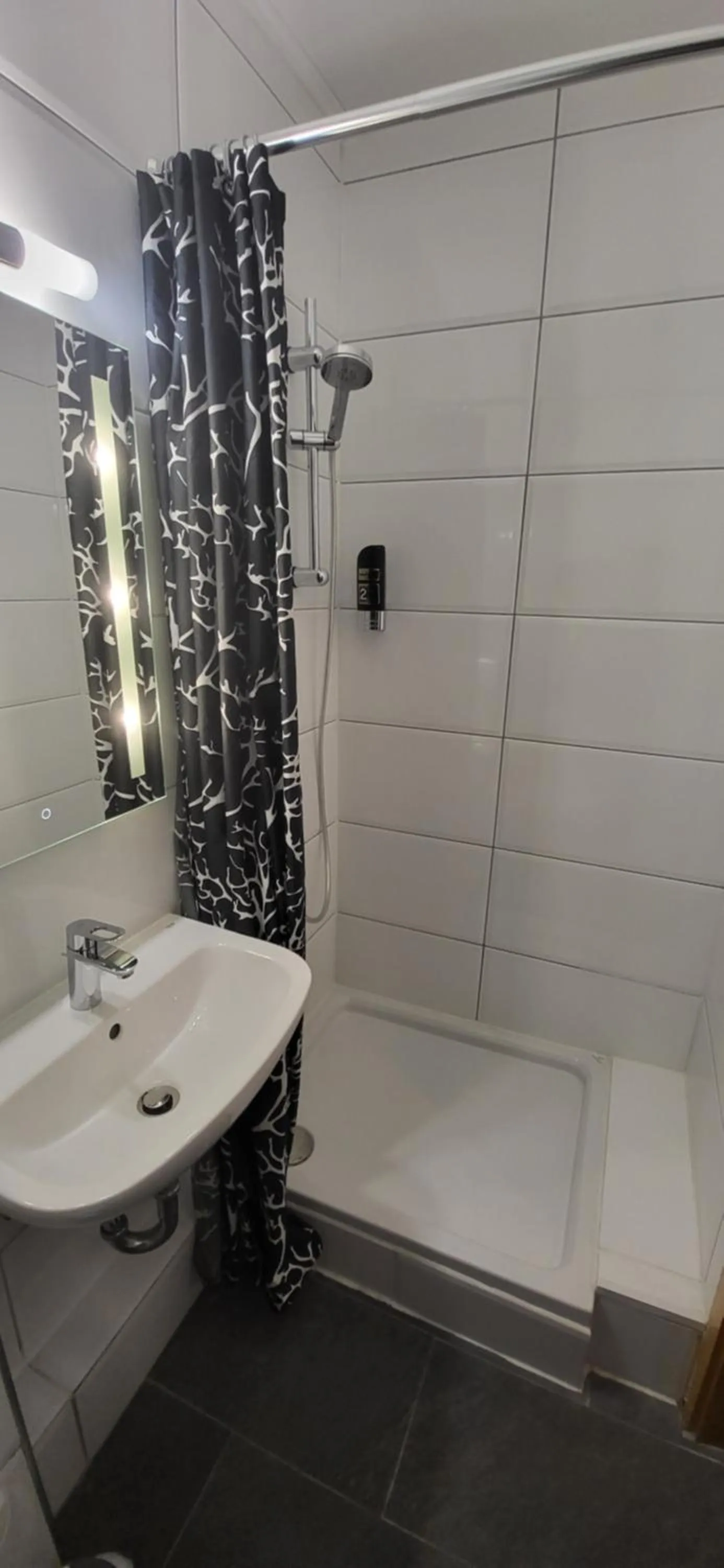 Toilet in Hotel 9-enhof