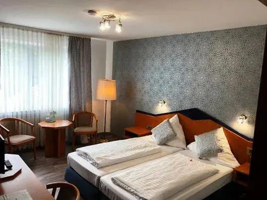 Twin Room - single occupancy in Hotel 9-enhof Twin Room - single occupancy in Hotel 9-enhof
