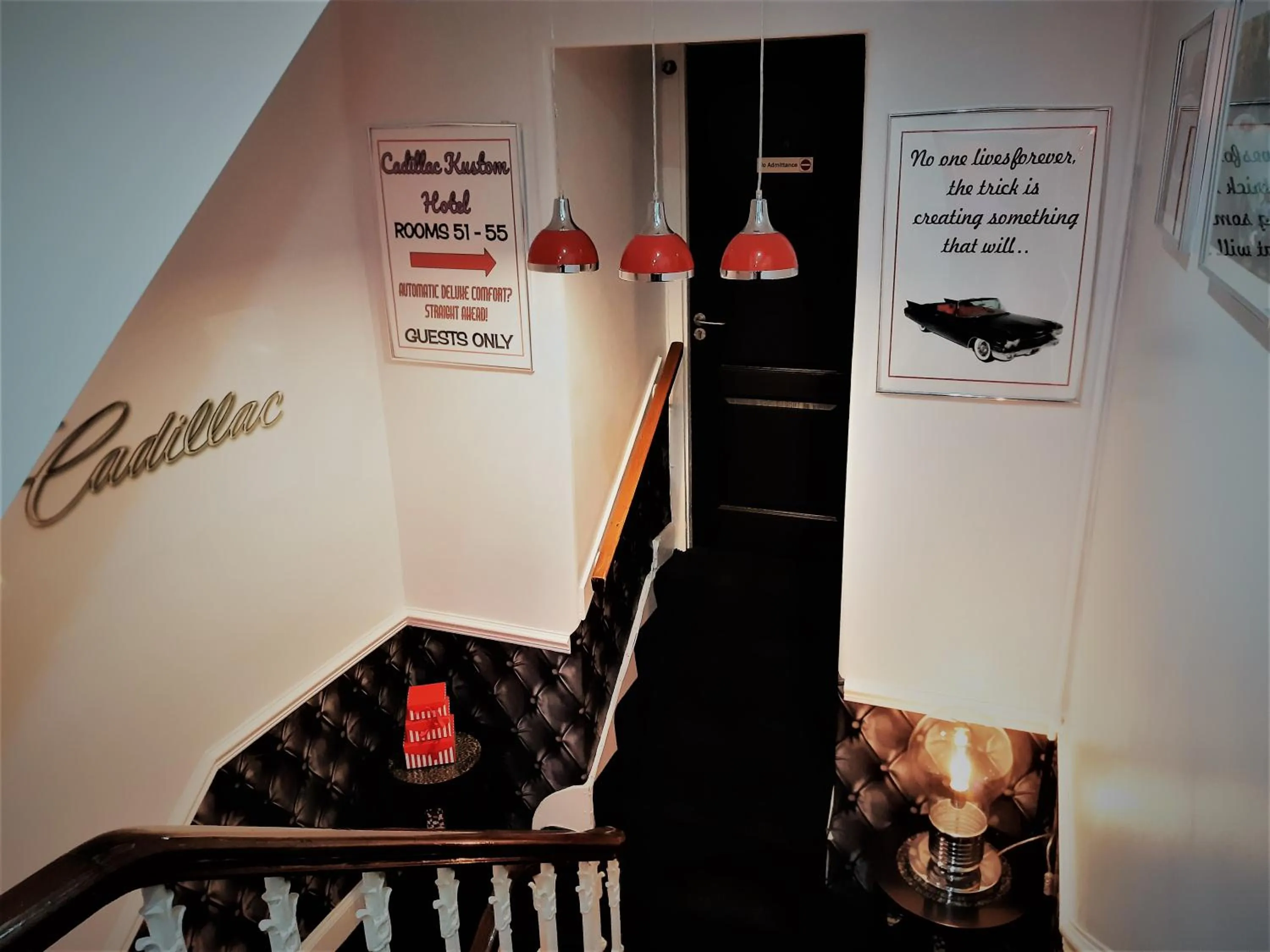 Property building in Cadillac Kustomz Guest House