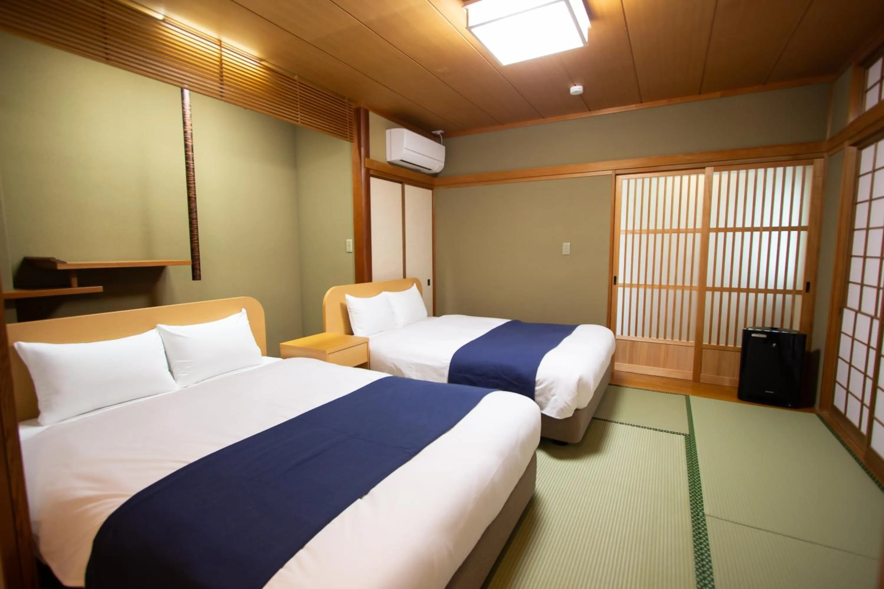 Bedroom, Bed in HOTEL DO-YA BEPPU Hanare