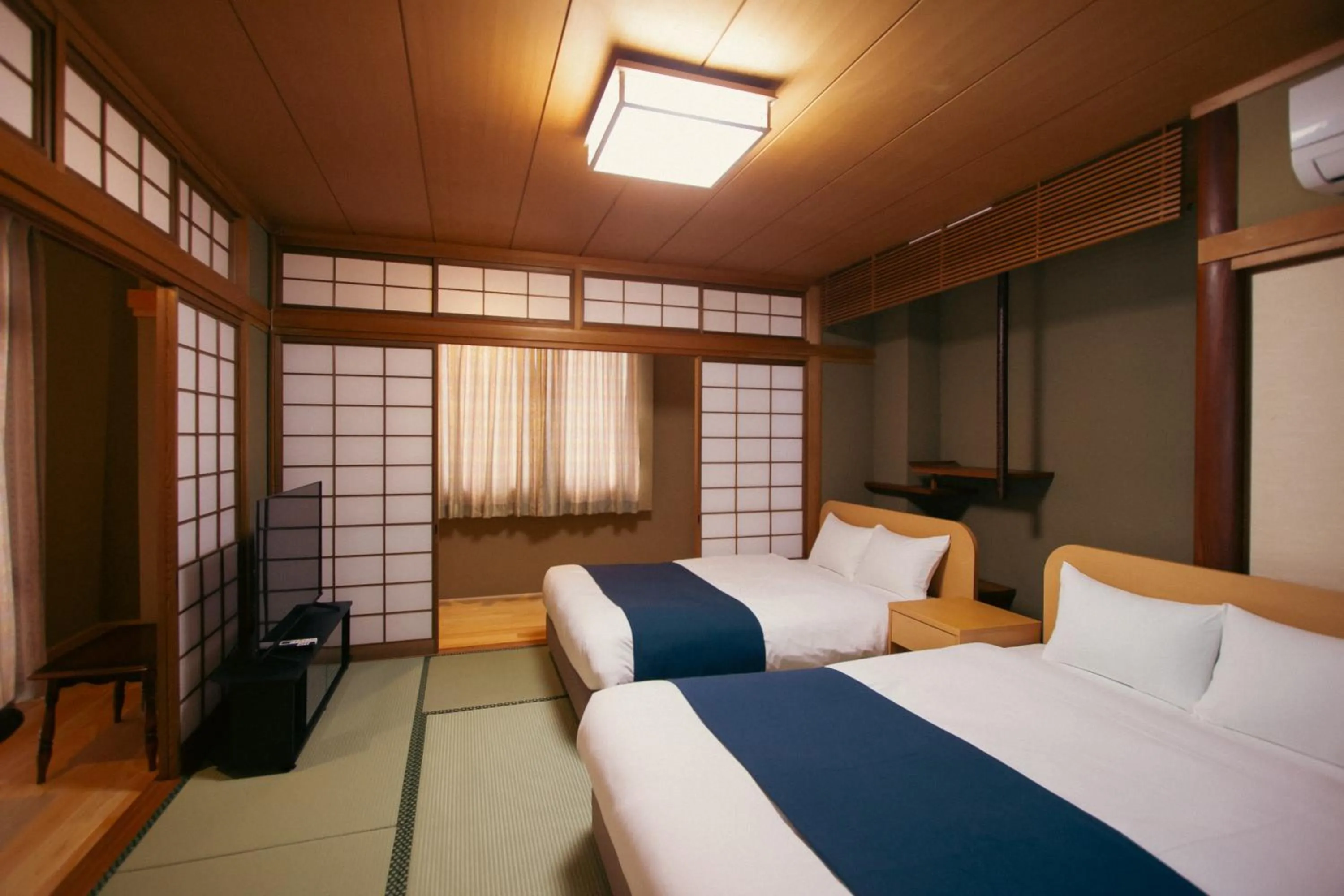 Bedroom, Bed in HOTEL DO-YA BEPPU Hanare