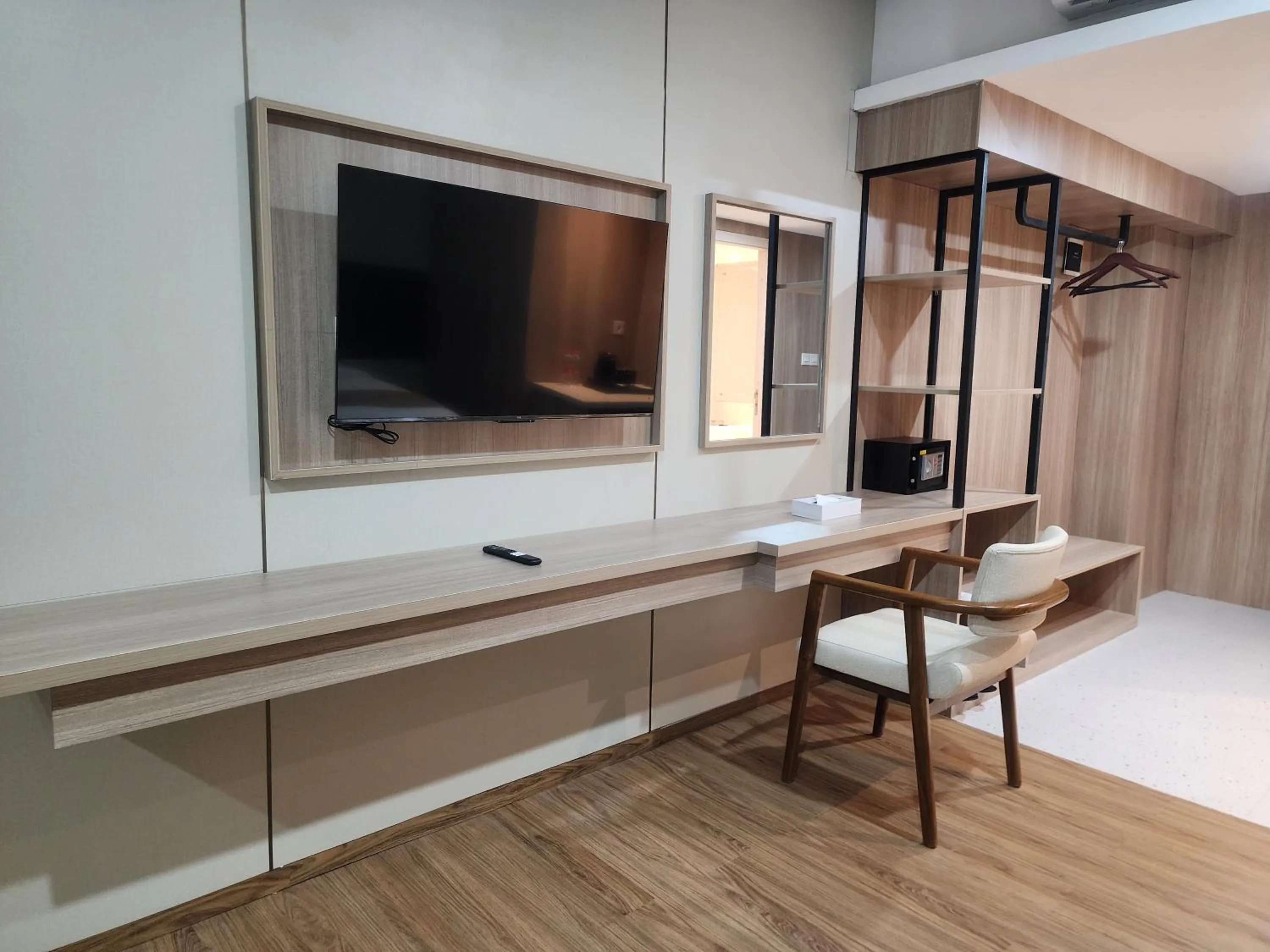 TV and multimedia in Gulala Azana Hotel & Resort Guci Tegal