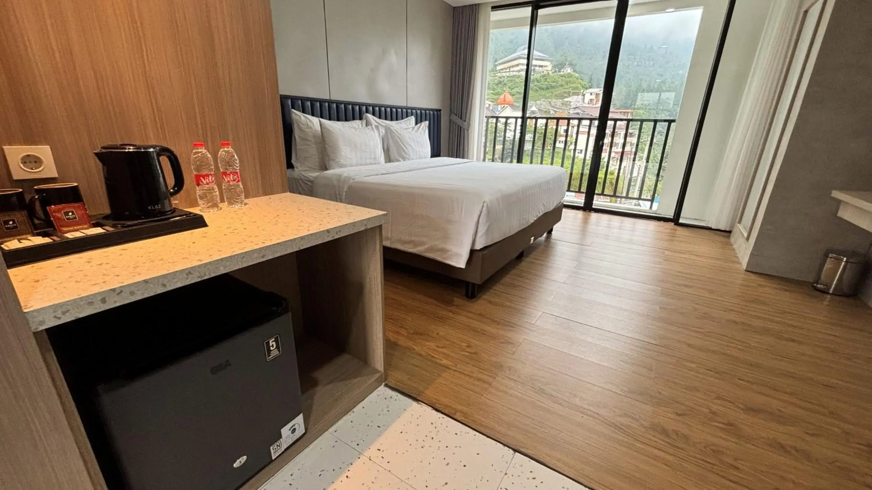 minibar, Bed in Gulala Azana Hotel & Resort Guci Tegal minibar, Bed in Gulala Azana Hotel & Resort Guci Tegal