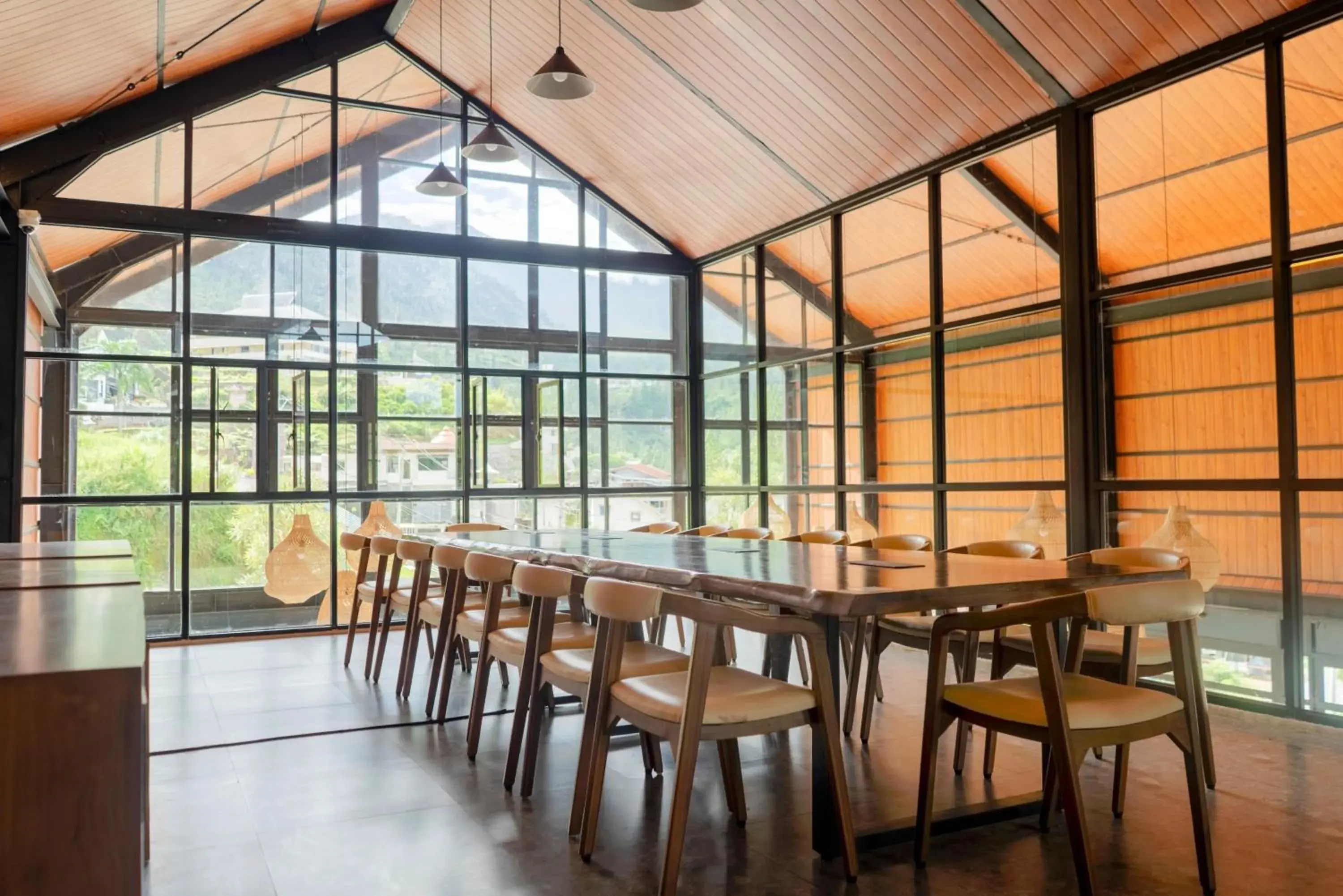 Restaurant/places to eat in Gulala Azana Hotel & Resort Guci Tegal Restaurant/places to eat in Gulala Azana Hotel & Resort Guci Tegal