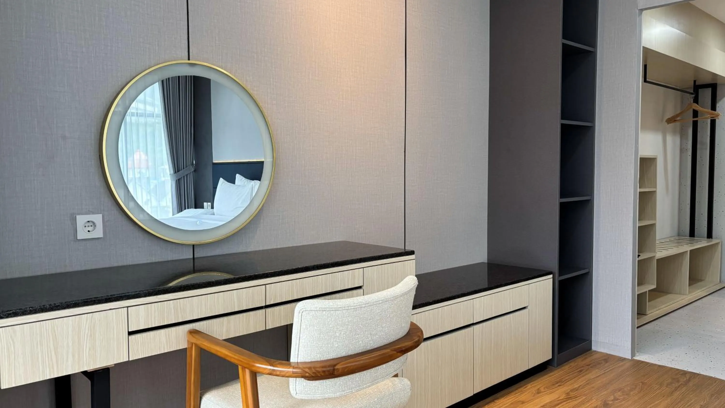 wardrobe in Gulala Azana Hotel & Resort Guci Tegal