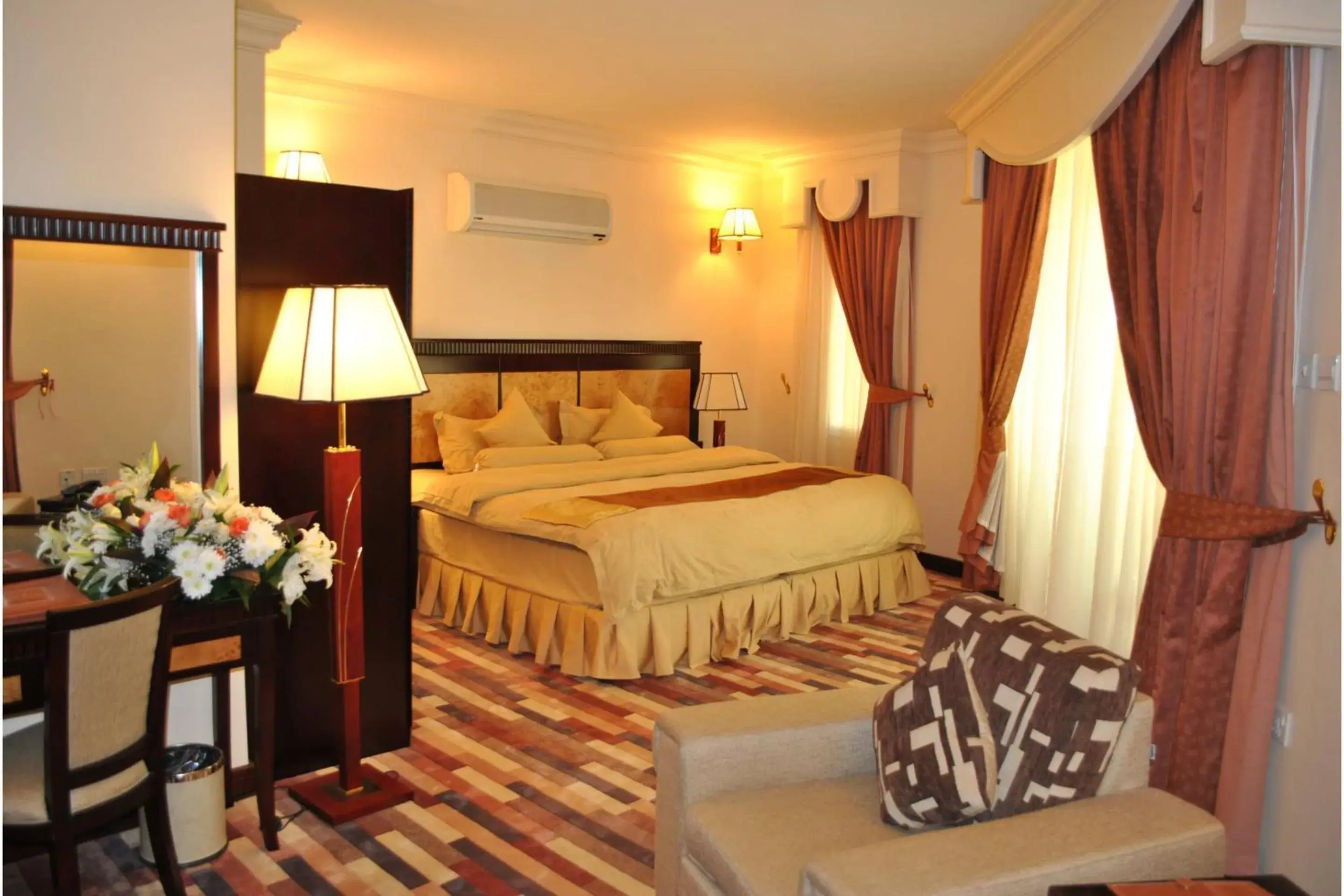 Executive Suite in Capital O 155 Dmas Hotel Executive Suite in Capital O 155 Dmas Hotel