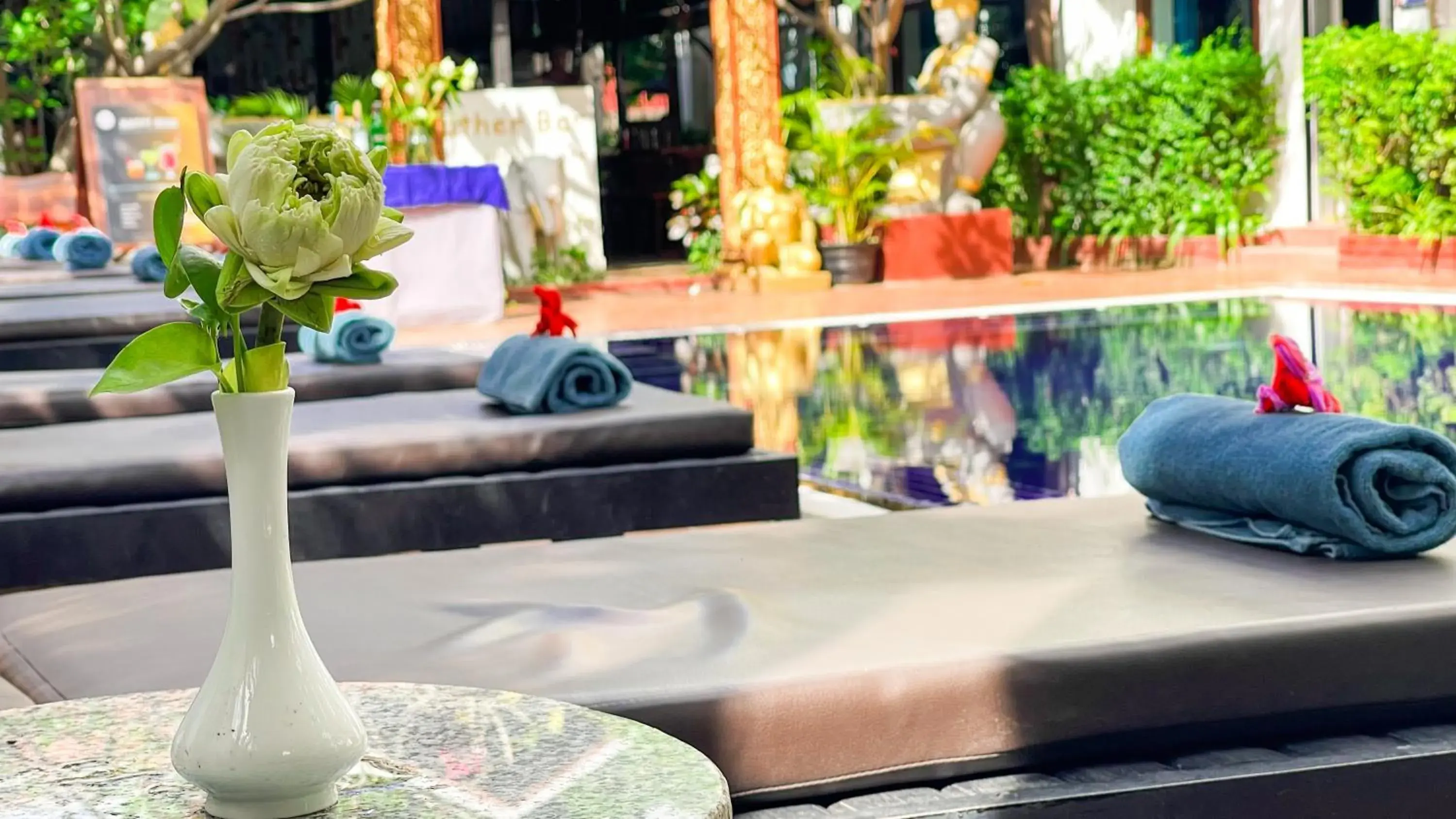 Swimming pool in Harmony Indochine d'Angkor Swimming pool in Harmony Indochine d'Angkor